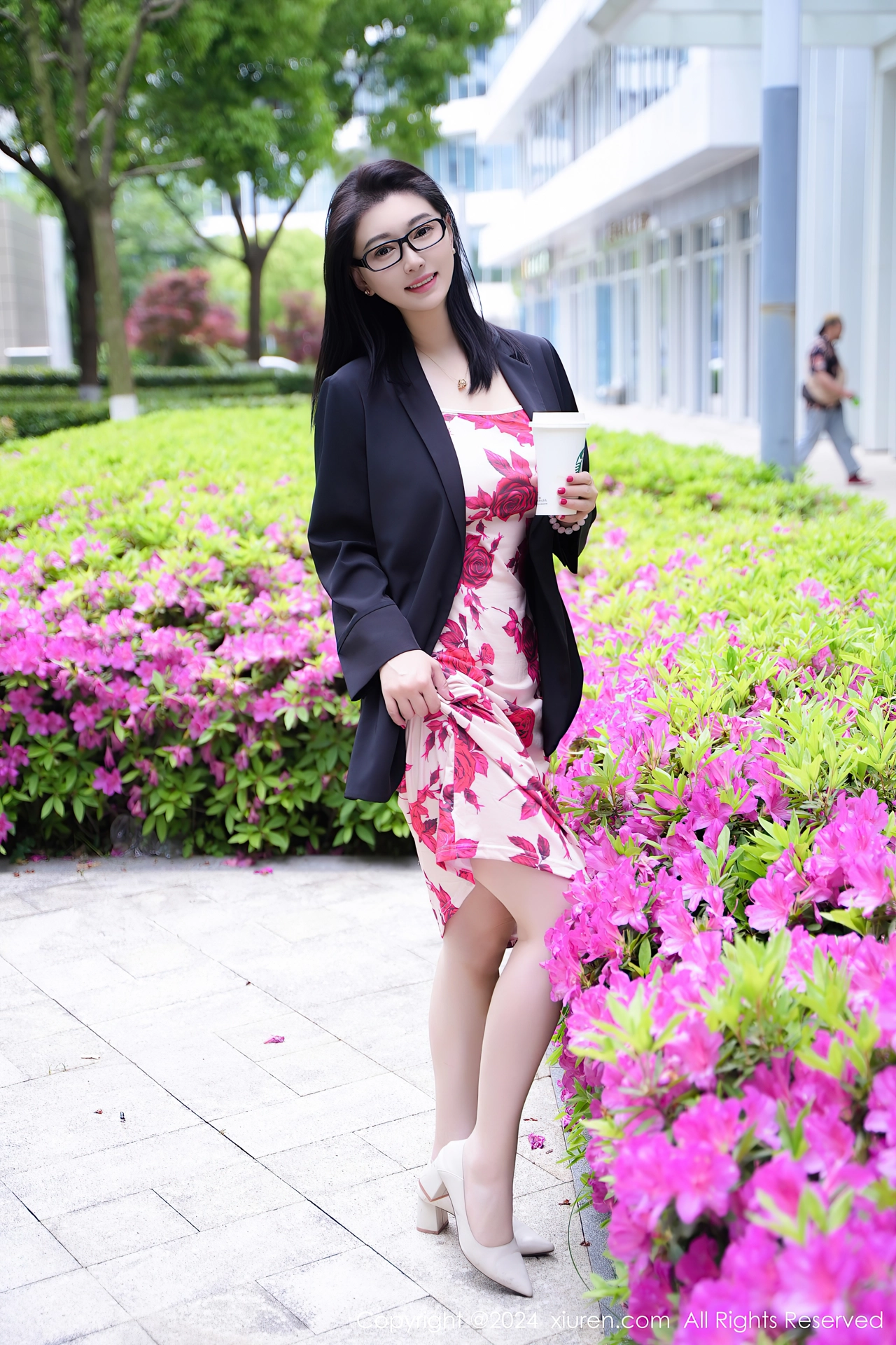 XIUREN(秀人网) No.8468 Good-looking Asian Belle 雅茹老师