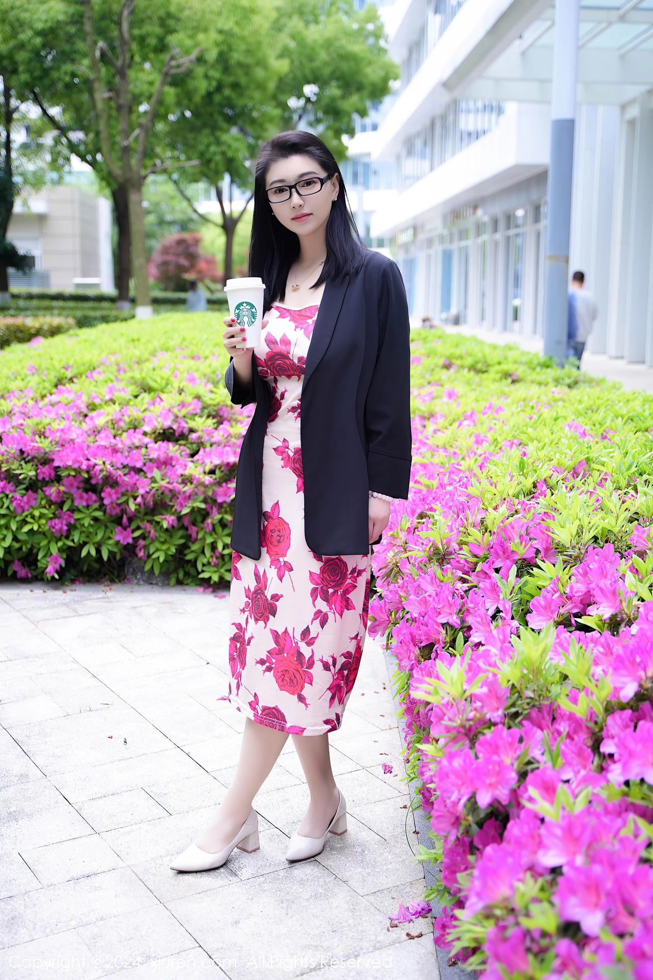 XIUREN(秀人网) No.8468 Good-looking Asian Belle 雅茹老师