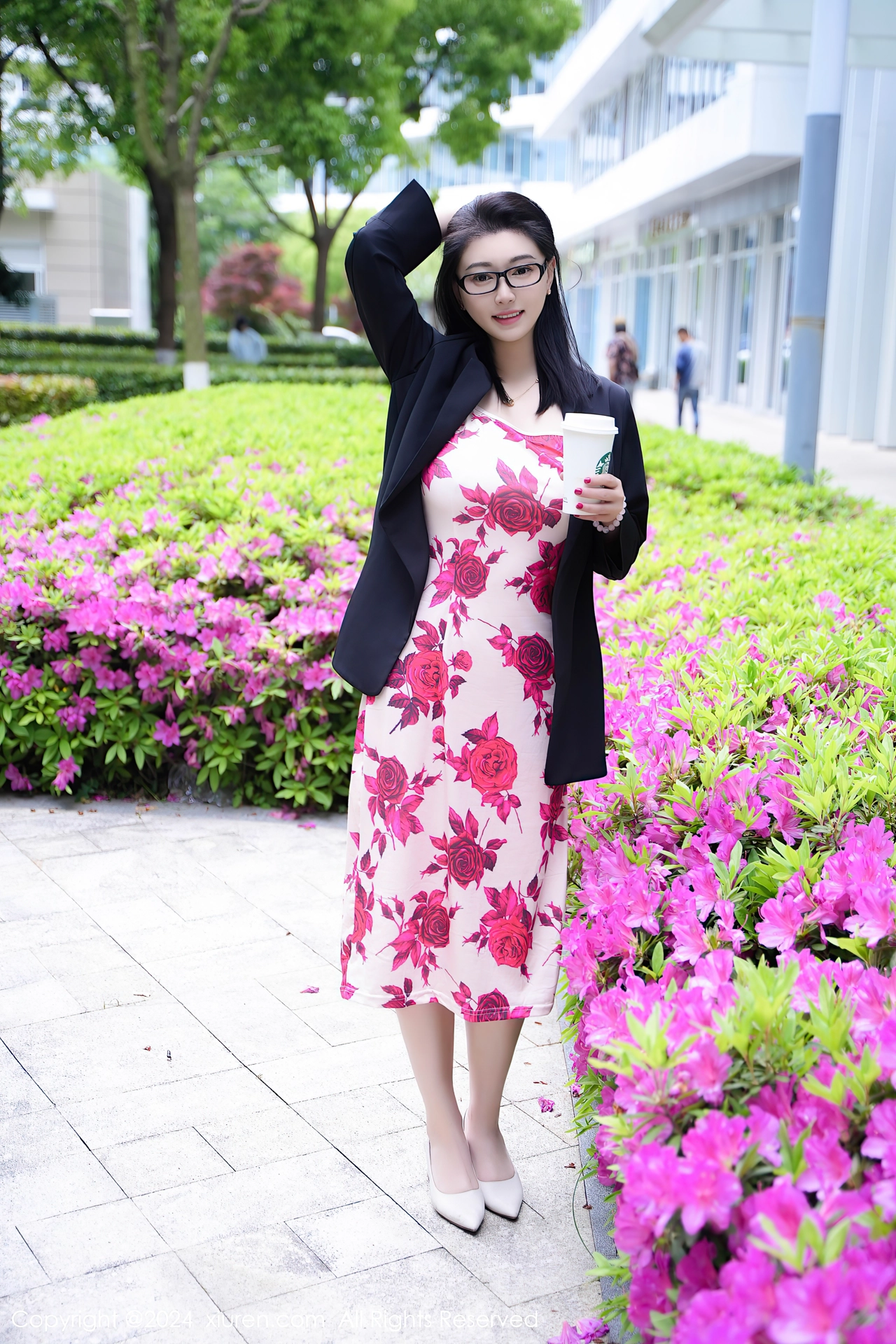 XIUREN(秀人网) No.8468 Good-looking Asian Belle 雅茹老师