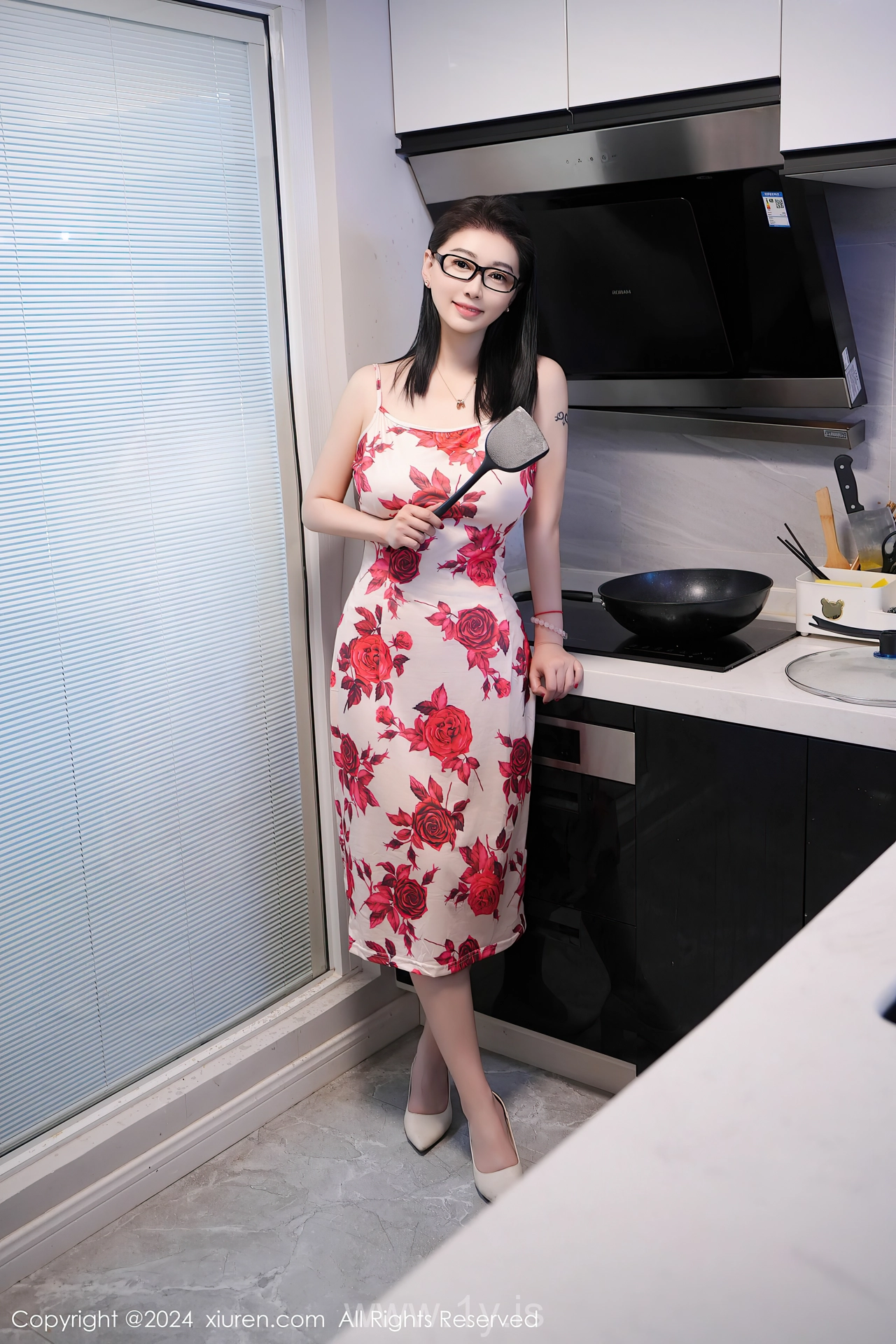 XIUREN(秀人网) No.8468 Good-looking Asian Belle 雅茹老师