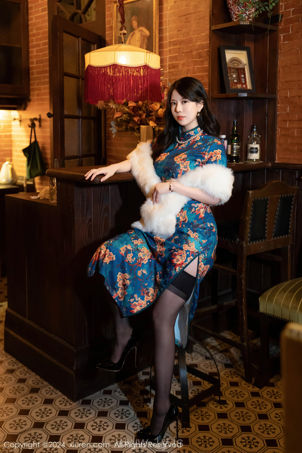 XIUREN(秀人网) No.8476 Lovely & Dazzling Asian Seductress 白茹雪abby