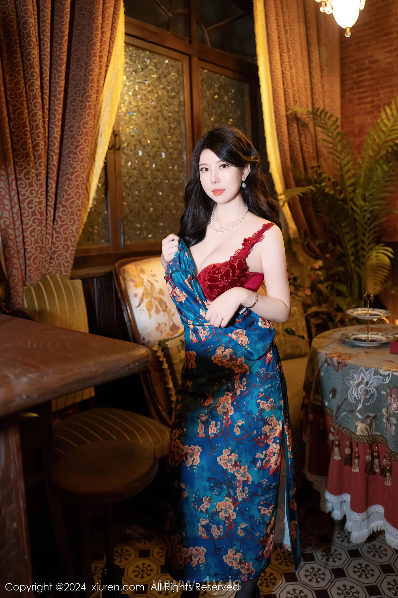 XIUREN(秀人网) No.8476 Lovely & Dazzling Asian Seductress 白茹雪abby