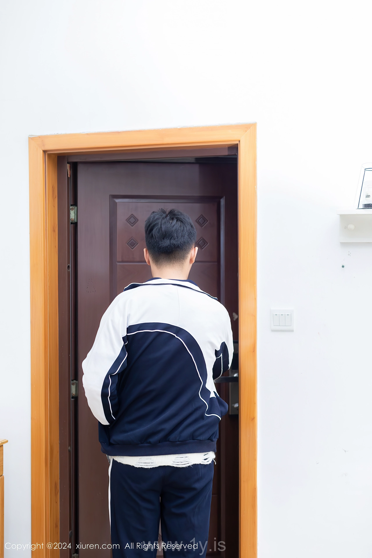 XIUREN(秀人网) No.8482 Lively Asian Girl 豆瓣酱