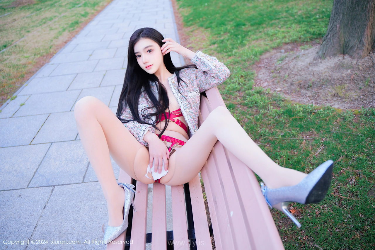 XIUREN(秀人网) No.8489 Sultry Asian Angel 龙雪儿