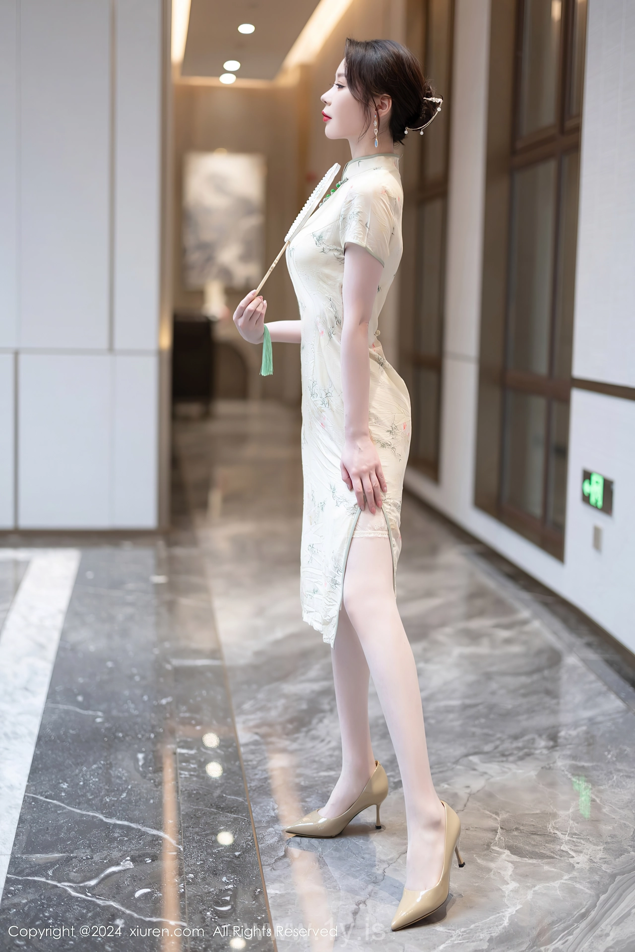 XIUREN(秀人网) No.8497 Attractive & Fancy Asian Peri 梦心玥