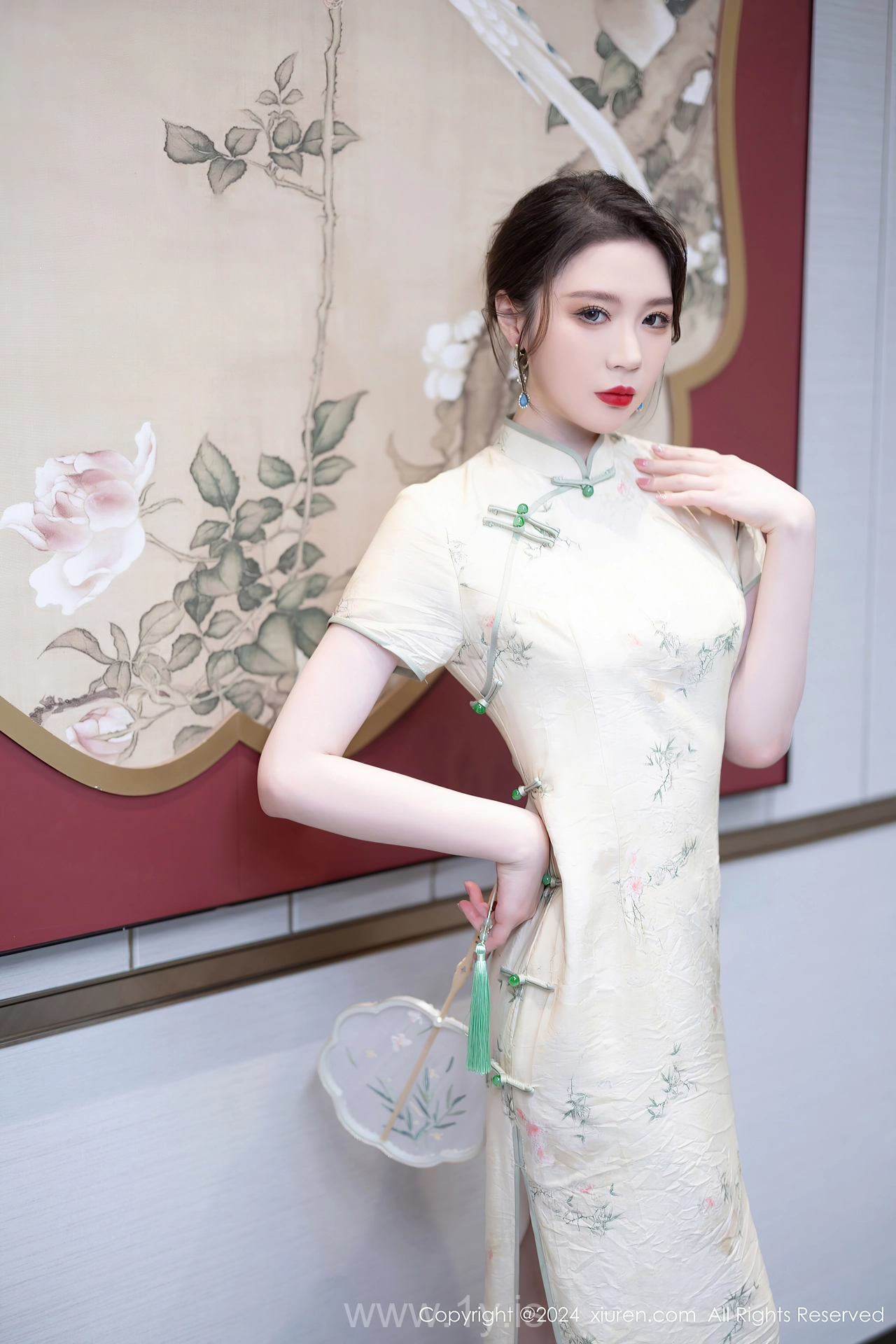 XIUREN(秀人网) No.8497 Attractive & Fancy Asian Peri 梦心玥