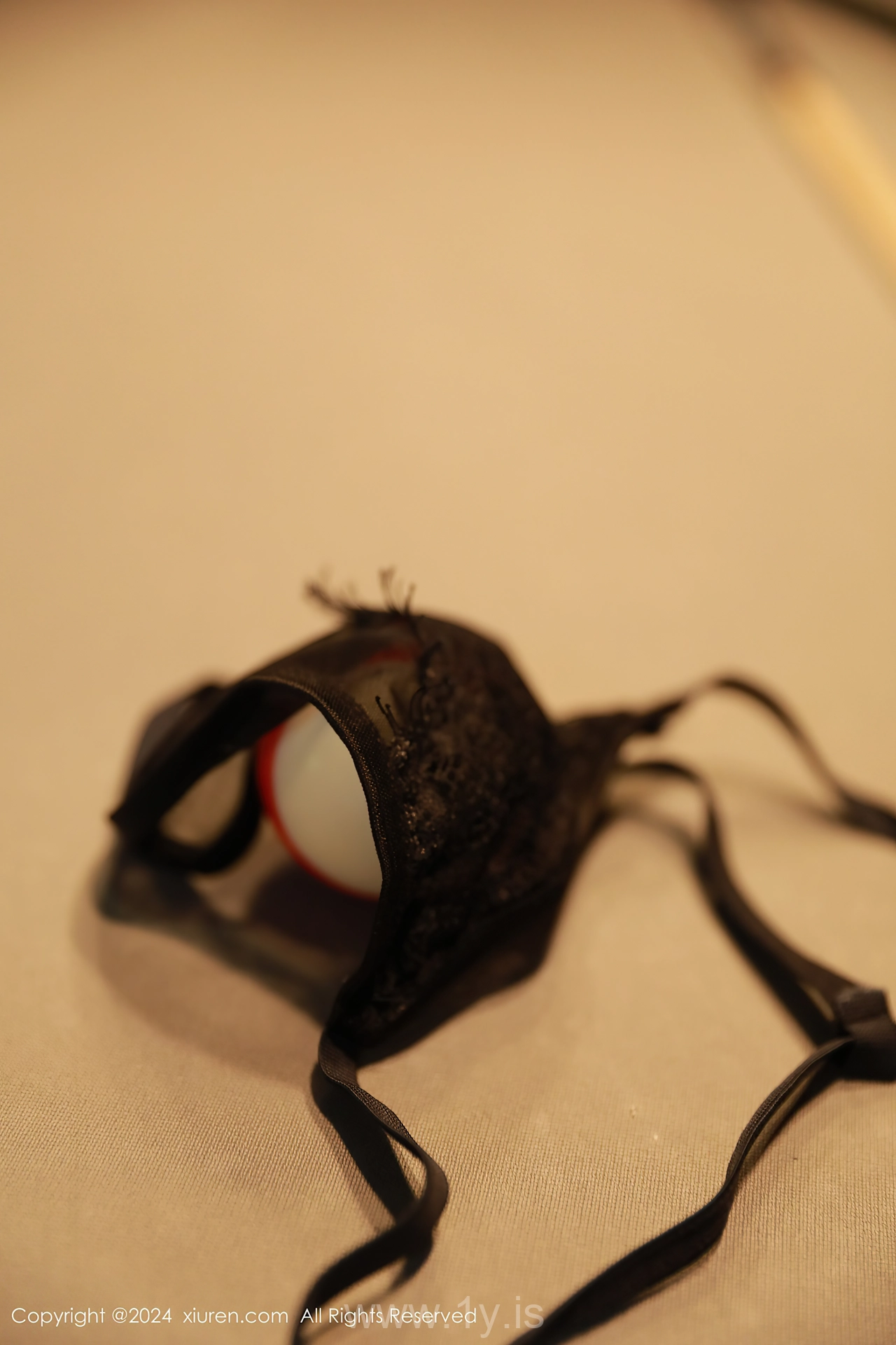 XIUREN(秀人网) No.8505 Good-looking & Irresistible Chinese Teen 王婉悠Queen