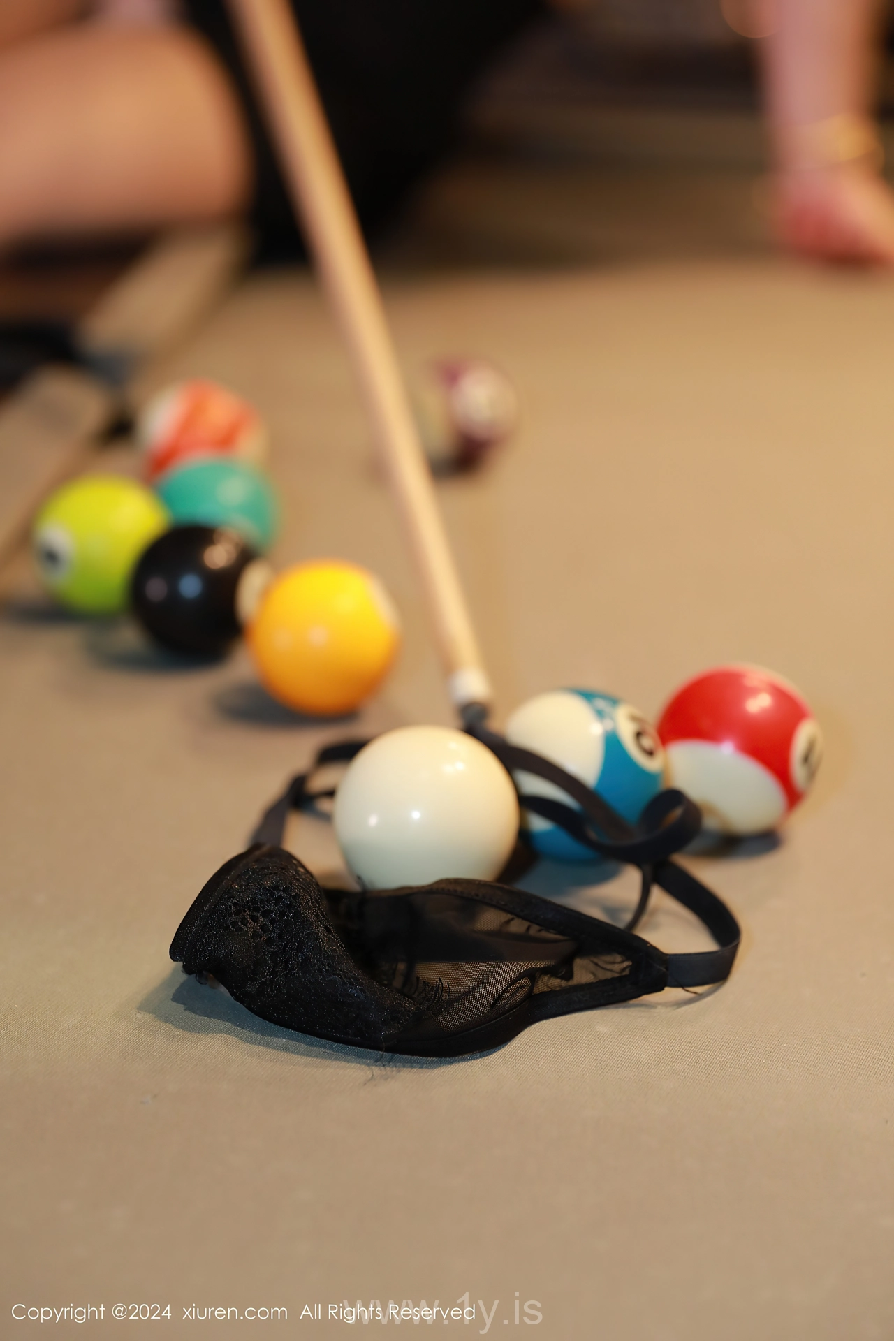 XIUREN(秀人网) No.8505 Good-looking & Irresistible Chinese Teen 王婉悠Queen