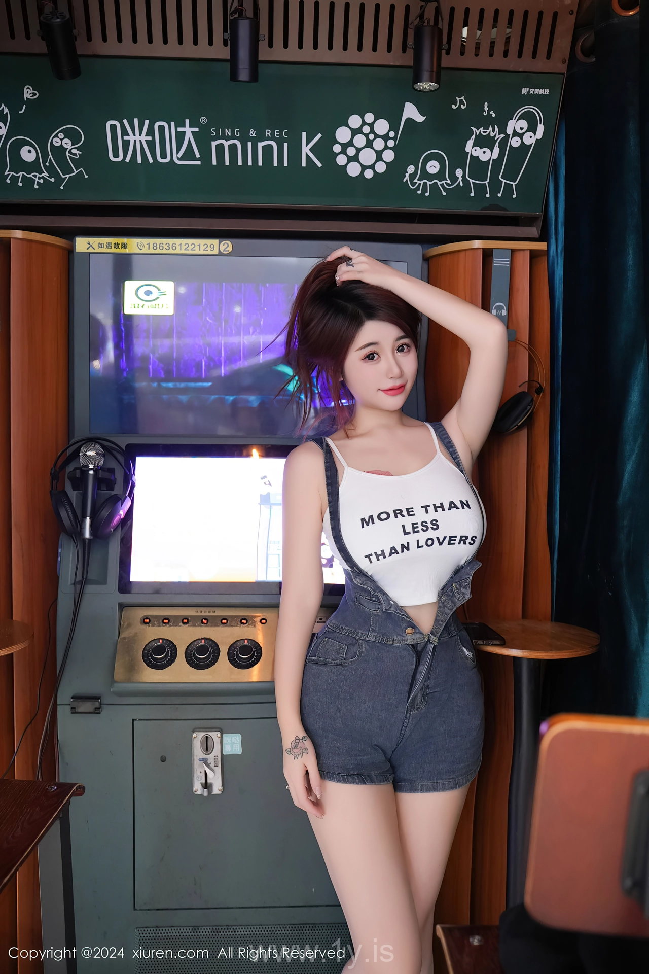 XIUREN(秀人网) No.8506 Luminous & Appealing Asian Sweetie 美七Mia