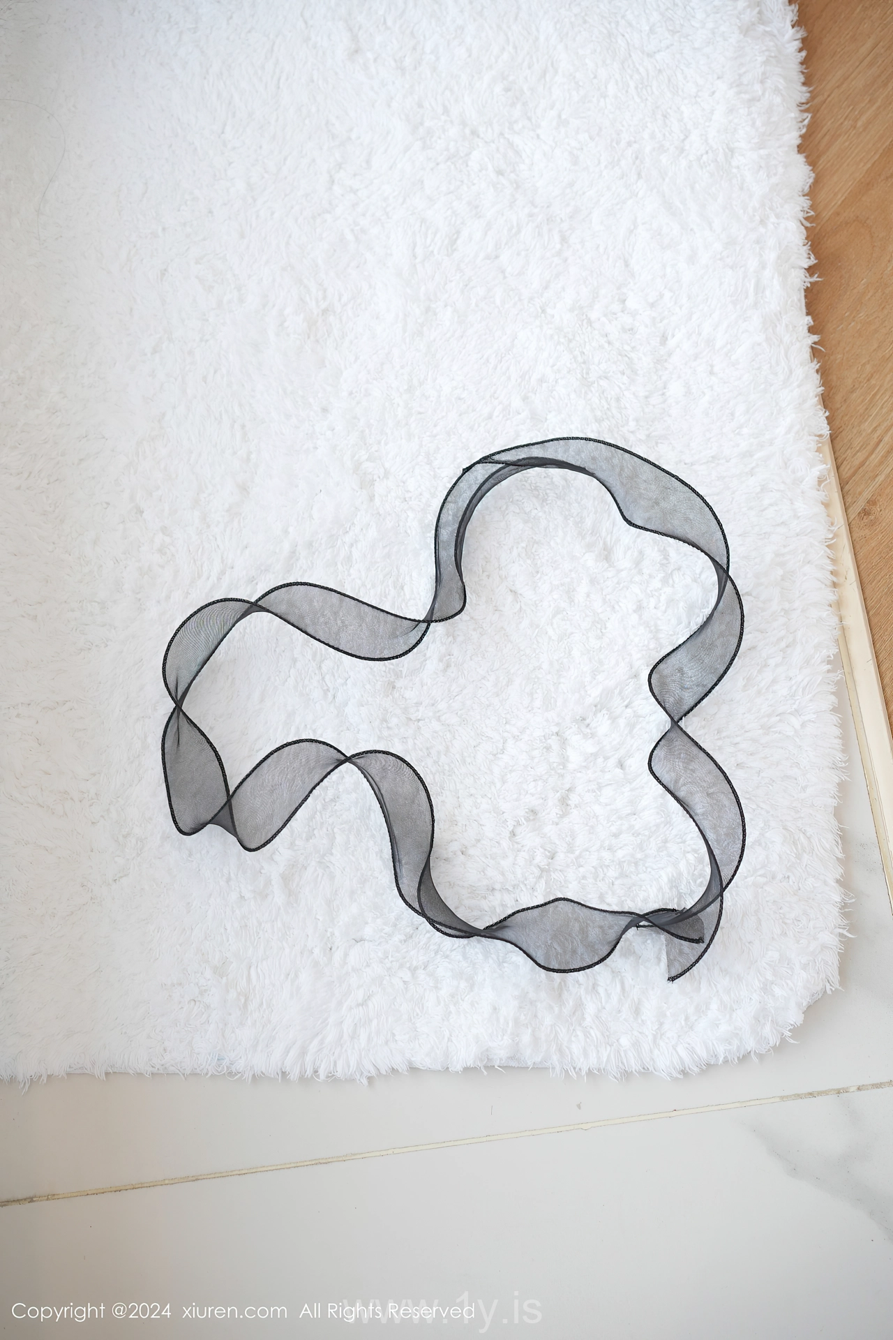 XIUREN(秀人网) No.8507 Trendy & Glamorous Asian Babe 鱼尾fish