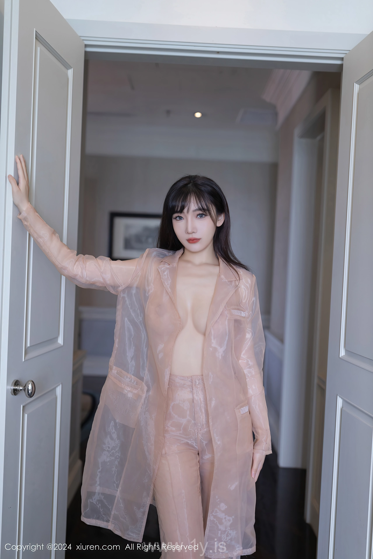 XIUREN(秀人网) No.8509 Hot & Trendy Asian Sweetie 陆萱萱