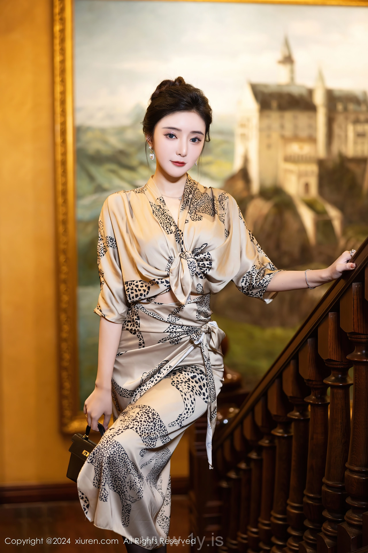 XIUREN(秀人网) No.8510 Radiant & Good-looking Chinese Beauty Queen 王馨瑶yanni