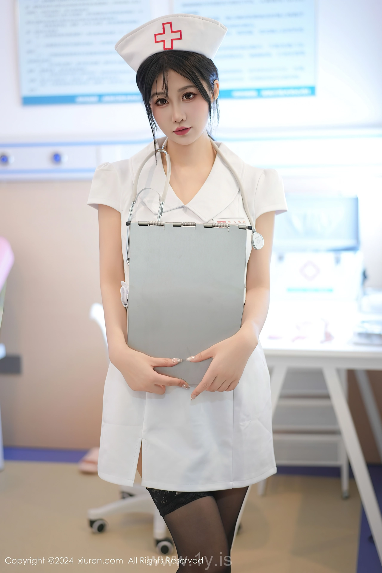 XIUREN(秀人网) No.8512 Sexy & Exquisite Asian Vixen laura阿姣