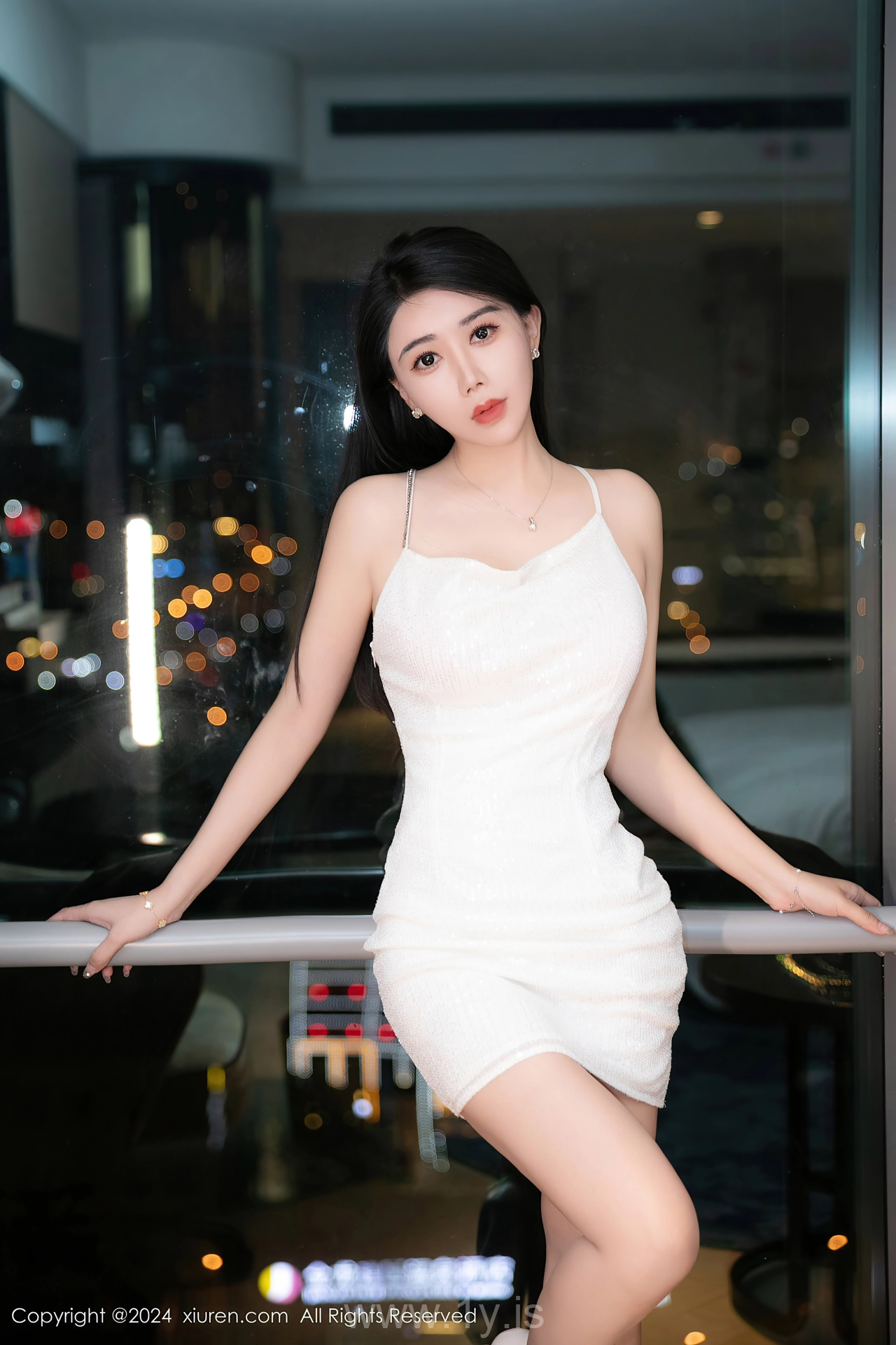 XIUREN(秀人网) No.8529 Flawless Chinese Starlet 李若汐