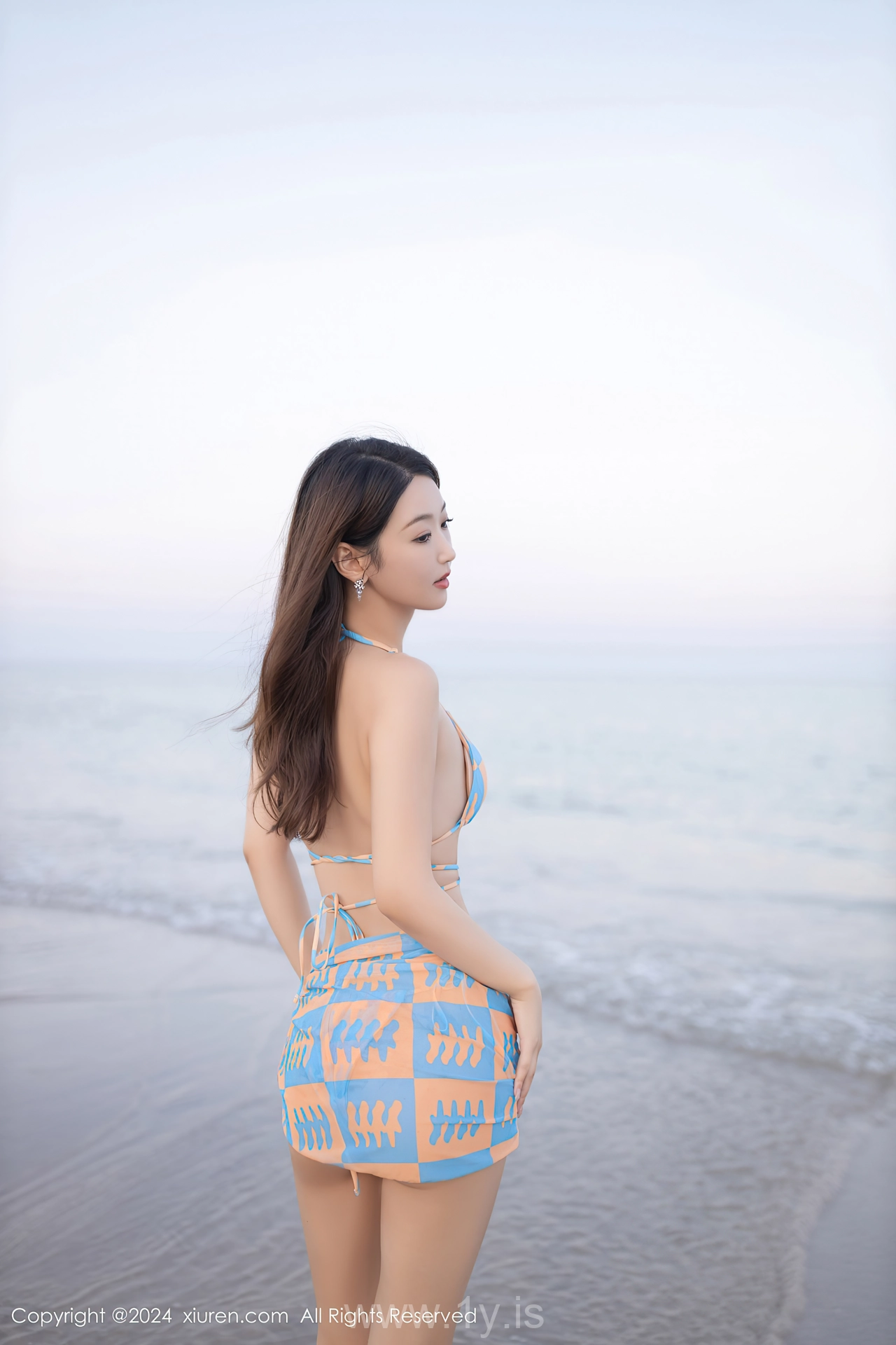 XIUREN(秀人网) No.8531 Fashionable & Sparkling Chinese Dreamgirl 唐安琪