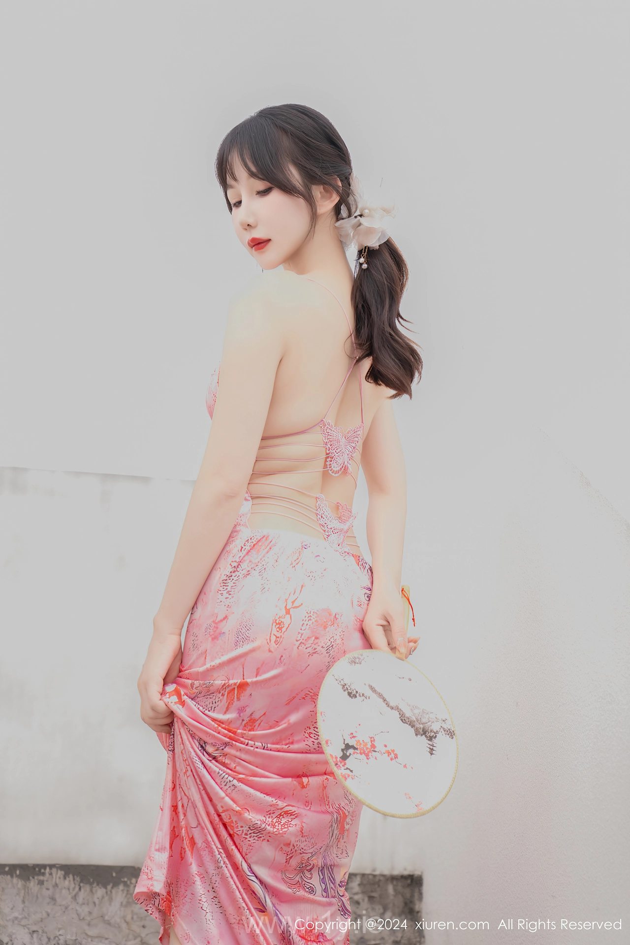 XIUREN(秀人网) No.8535 Sultry & Refined Asian Femme fatale 波巧酱