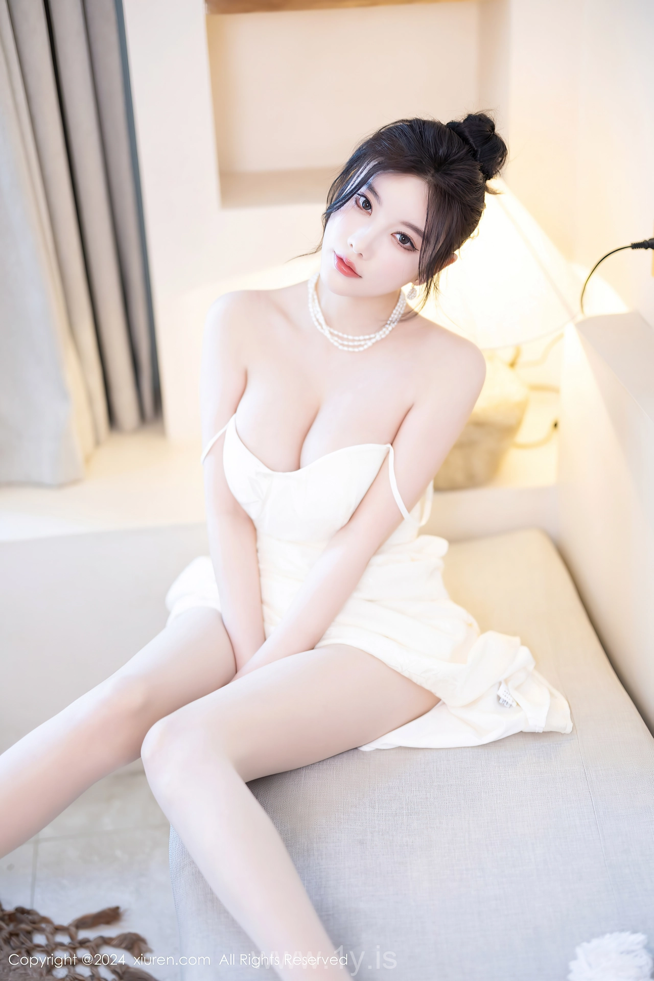 XIUREN(秀人网) No.8538 Delightful & Lovely Chinese Temptress 杨晨晨Yome