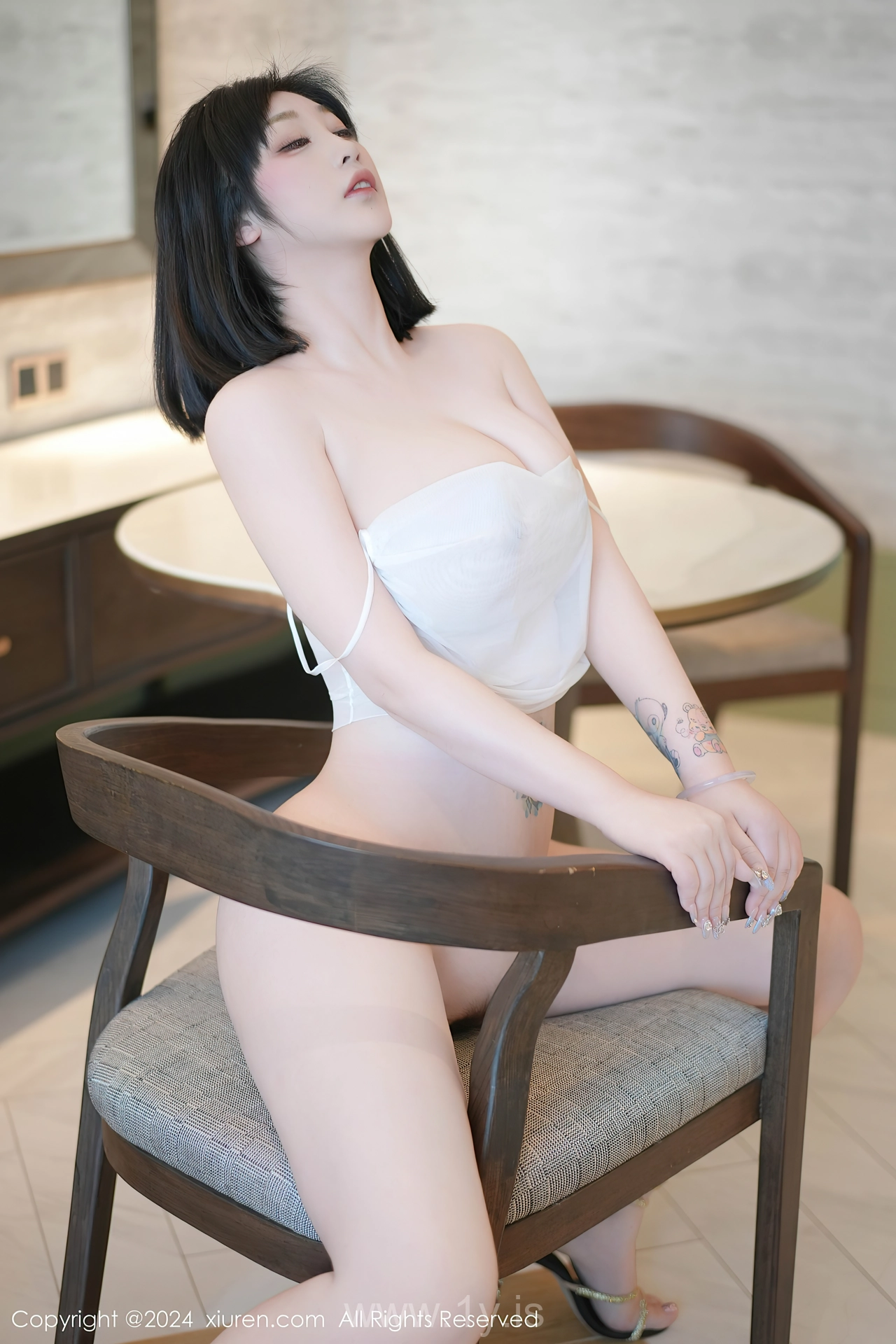 XIUREN(秀人网) No.8558 Radiant & Perfect Asian Fox 妲己_Toxic