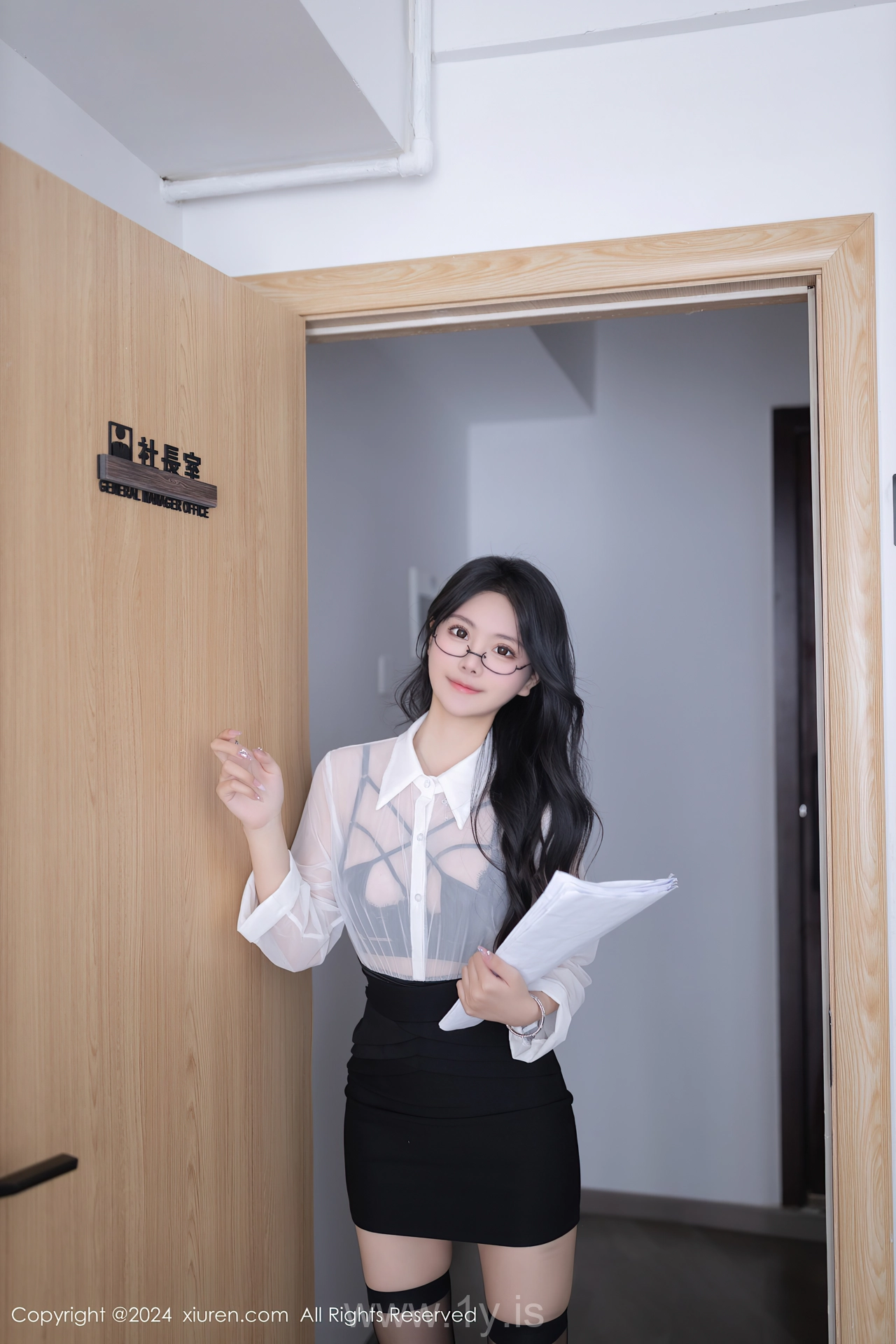 XIUREN(秀人网) No.8560 Cute Asian Siren 幼幼