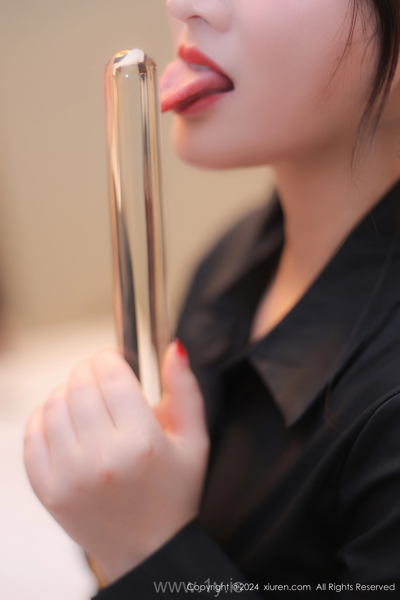 XIUREN(秀人网) No.8569 Stylish Asian Peri 诗诗kiki