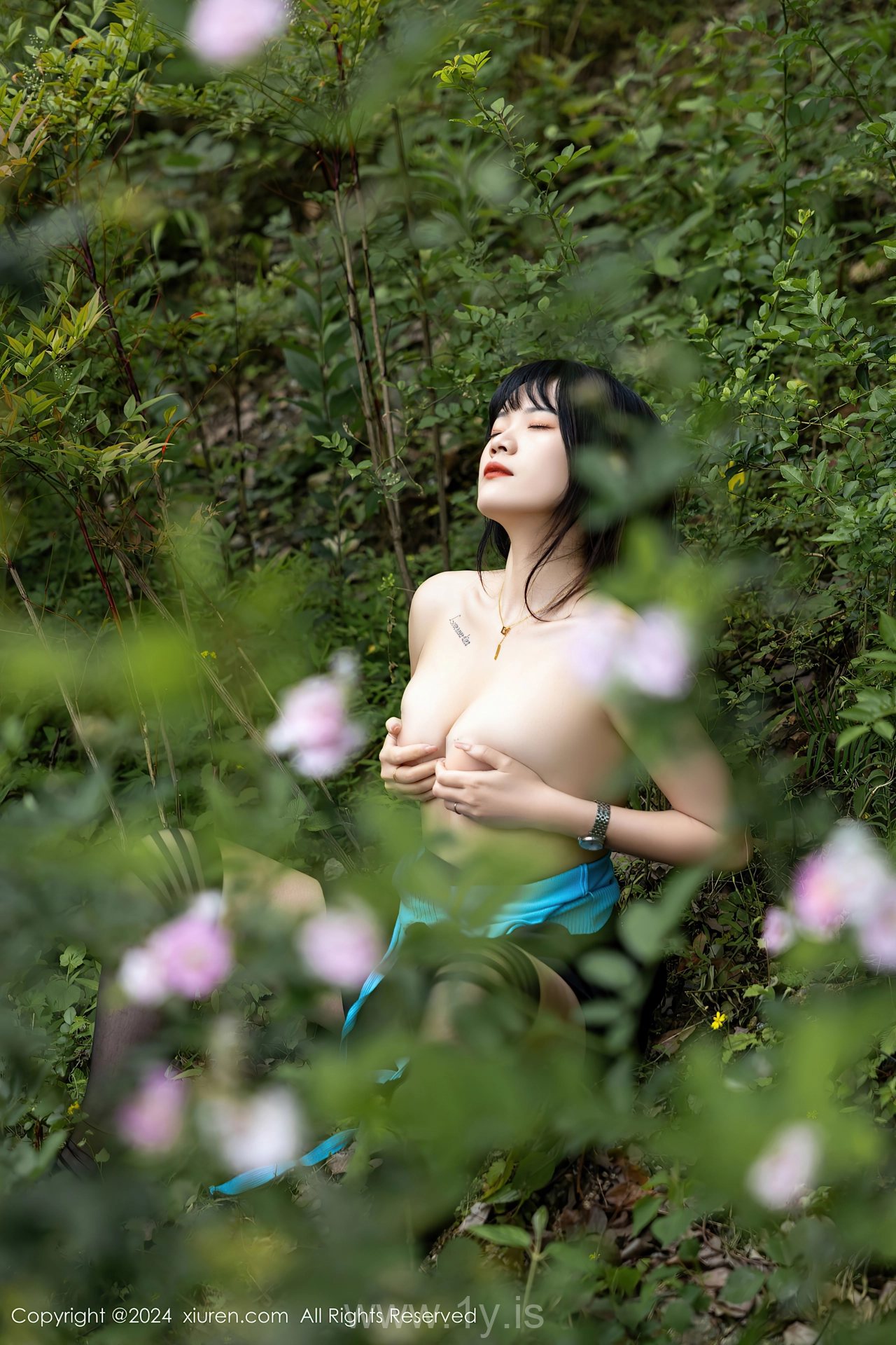 XIUREN(秀人网) No.8586 Appealing & Angelic Asian Cutie 唐安诺