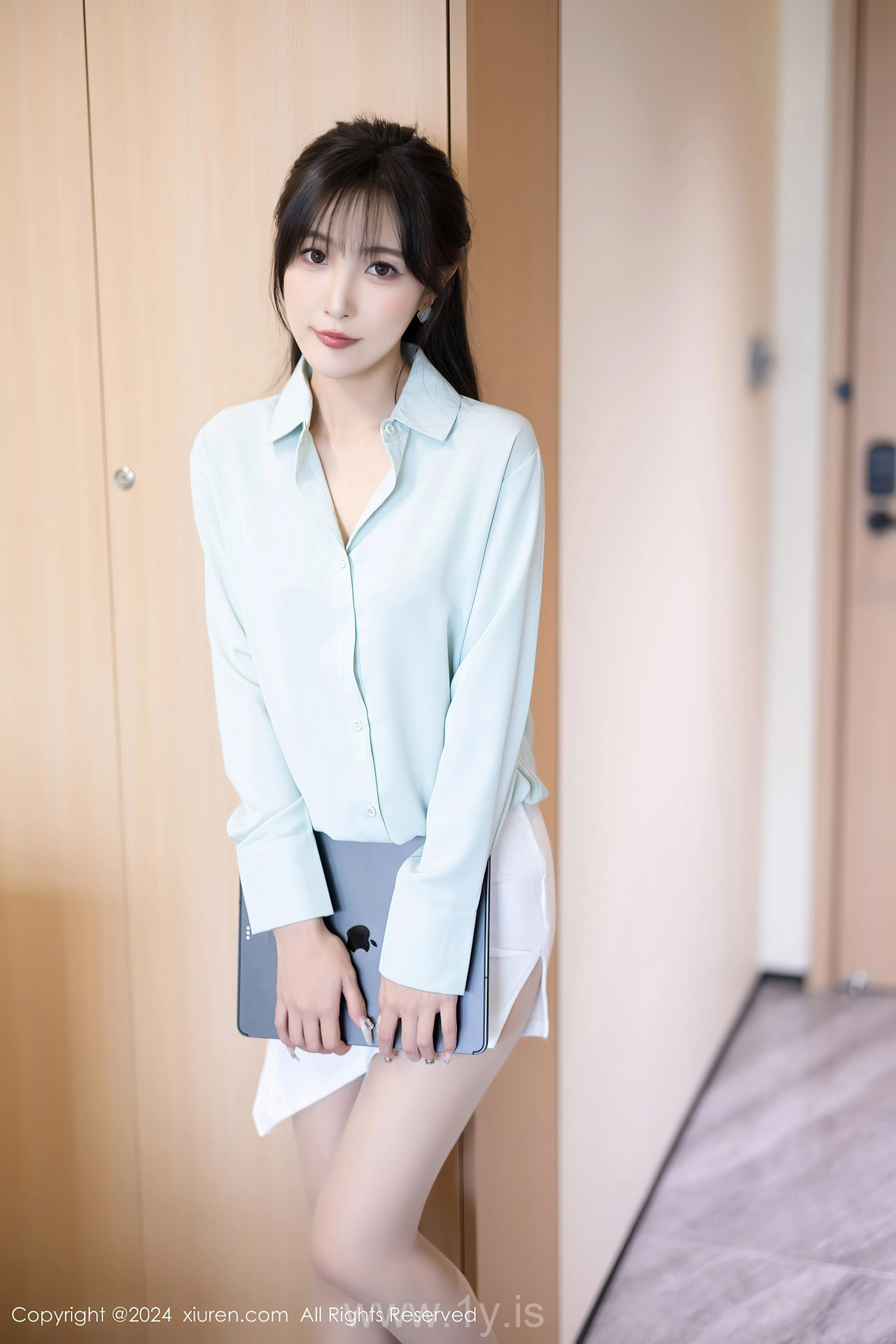 XIUREN(秀人网) No.8589 Enchanting & Luminous Chinese Peri 林星阑