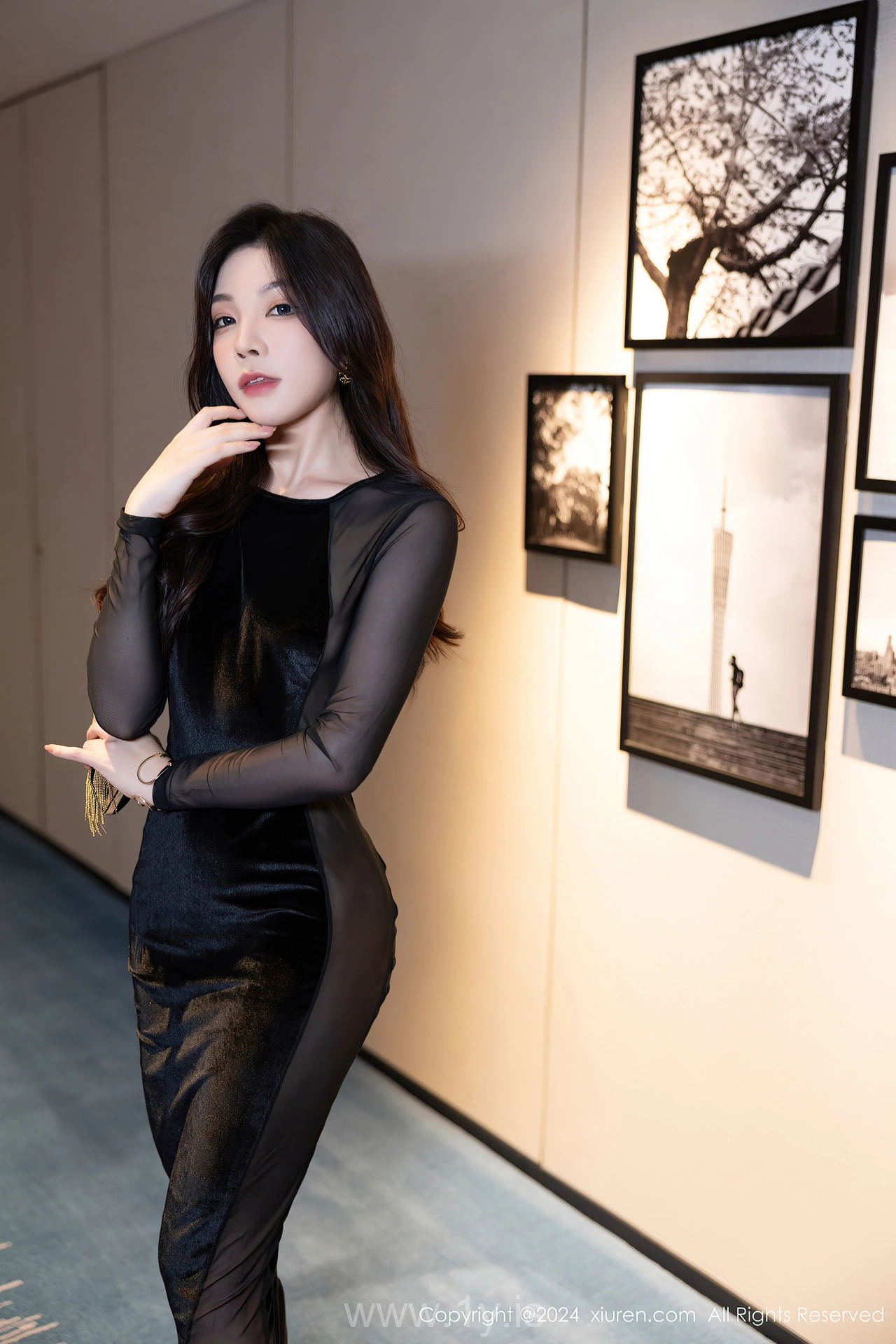 XIUREN(秀人网) No.8598 Graceful & Well Done Chinese Sweetie 徐莉芝Booty