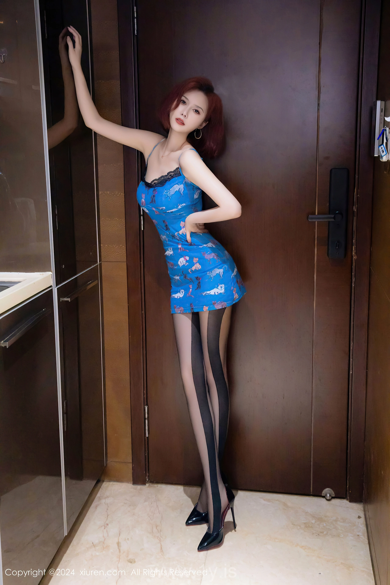 XIUREN(秀人网) No.8608 Delightful & Angelic Asian Homebody Girl 白芷yy