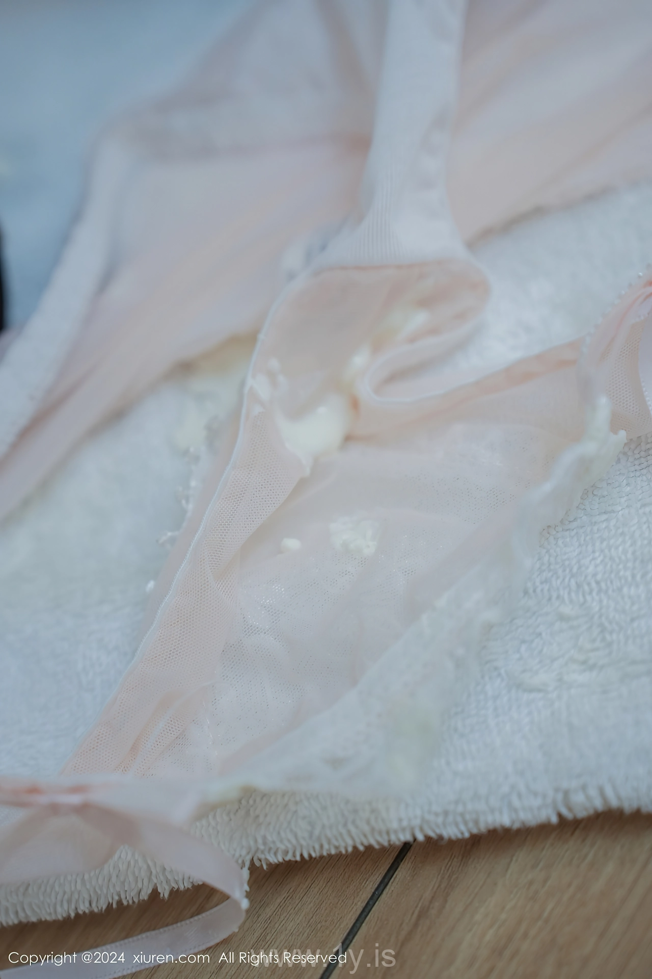 XIUREN(秀人网) No.8609 Attractive & Gorgeous Asian Sweetheart 甜白酱