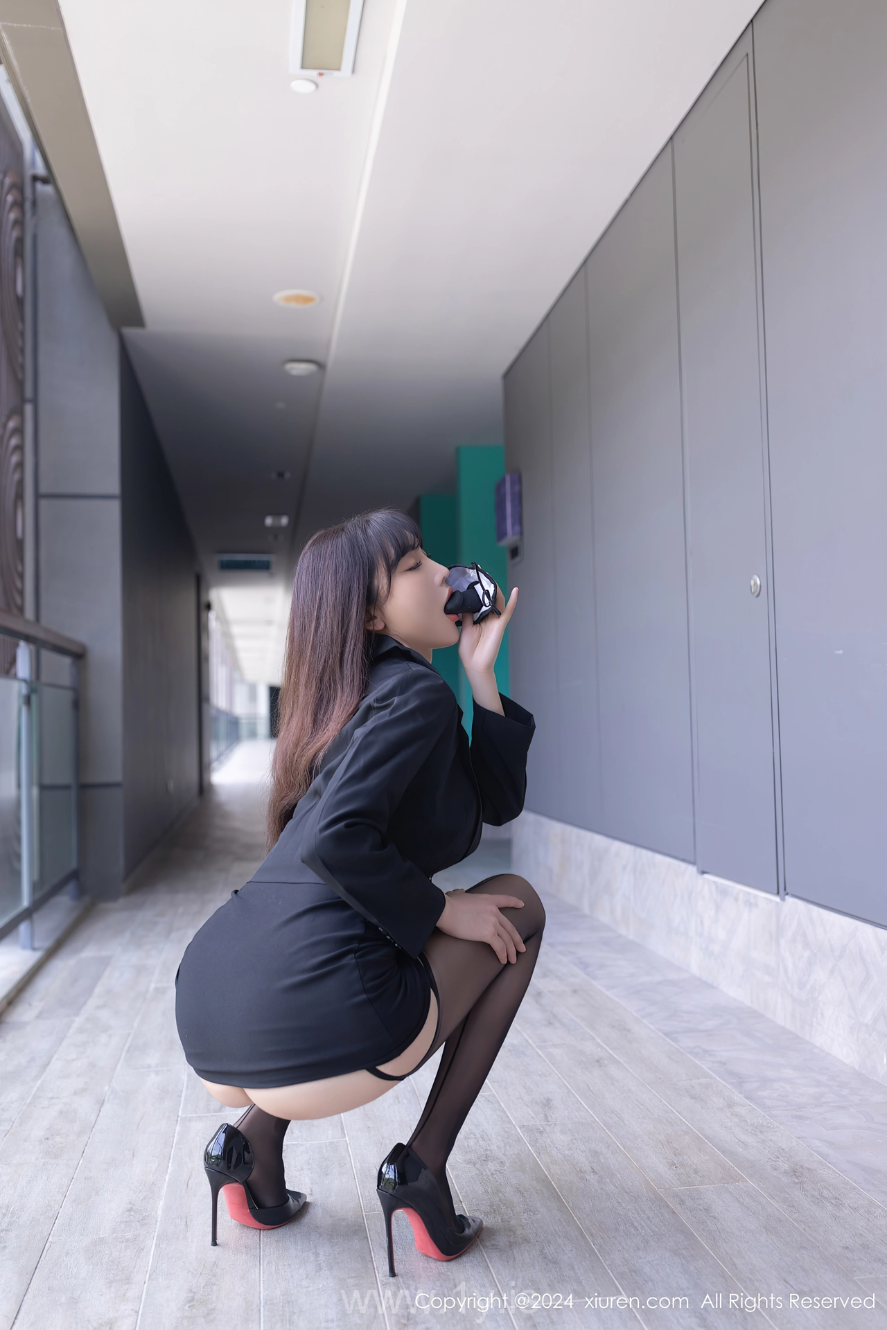 XIUREN(秀人网) No.8627 Radiant & Hot Chinese Jade 陆萱萱