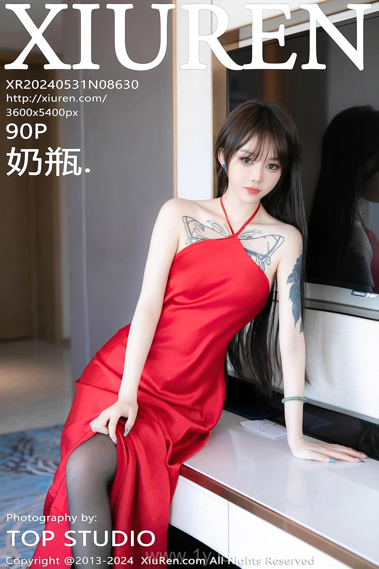 XIUREN(秀人网) No.8630 Shimmering Chinese Starlet 奶瓶
