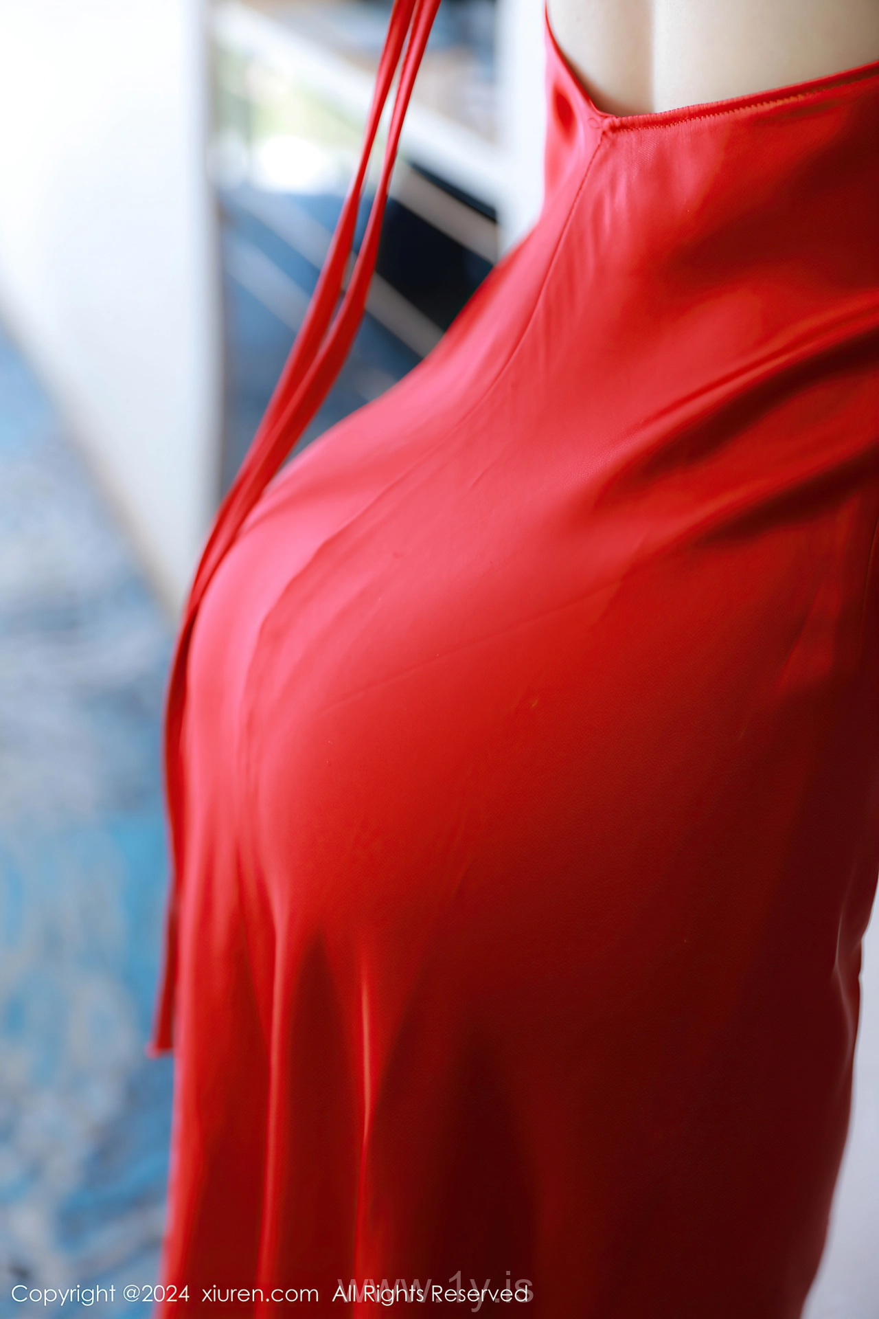 XIUREN(秀人网) No.8630 Shimmering Chinese Starlet 奶瓶