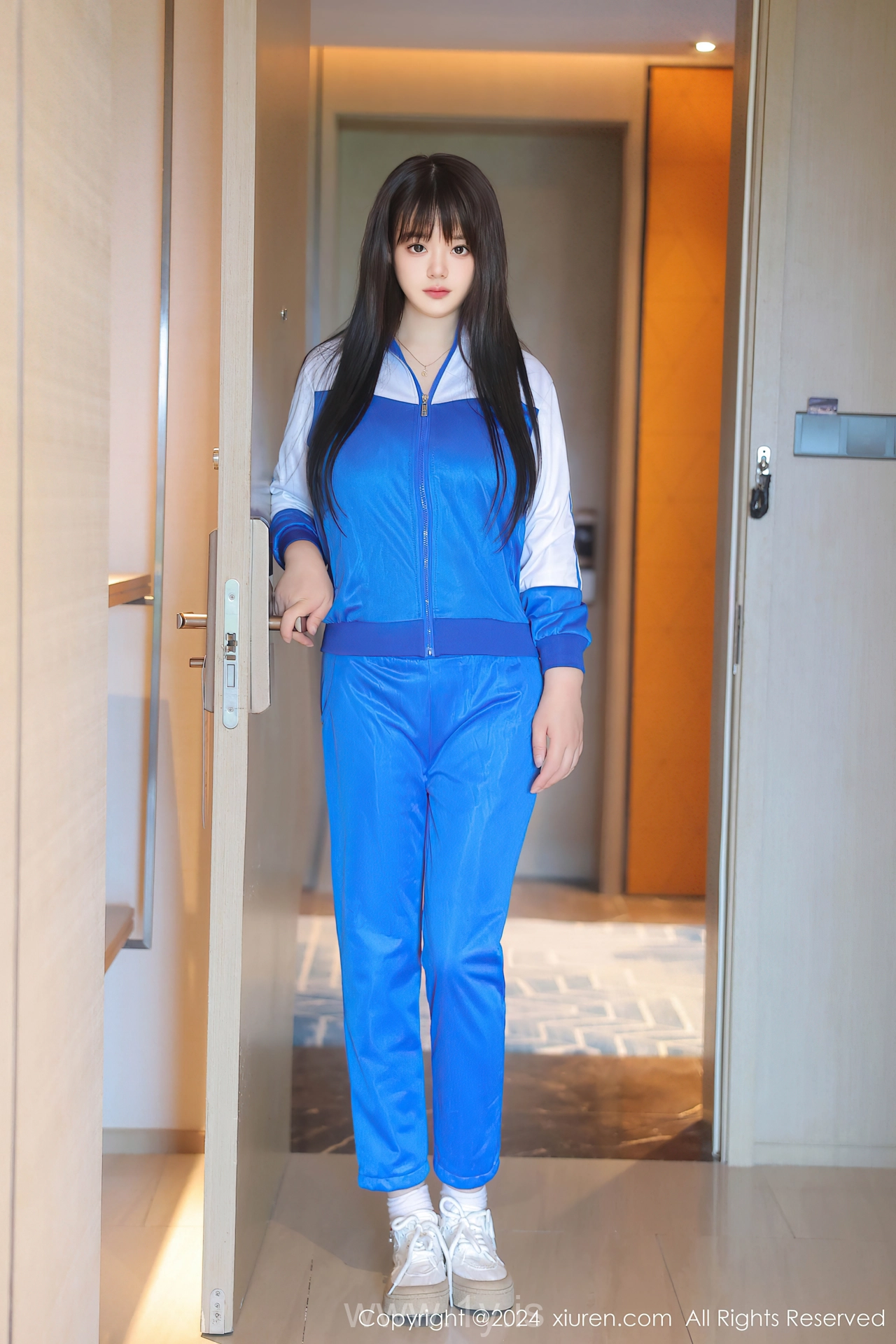 XIUREN(秀人网) No.8631 Enigmatic & Innocent Asian Hottie 陈柒柒