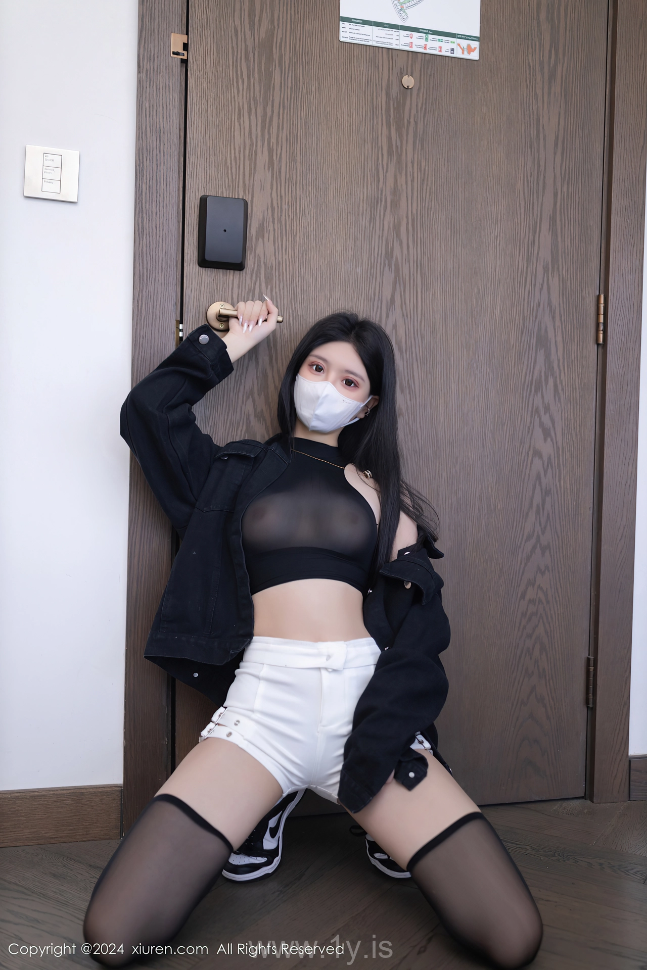 XIUREN(秀人网) No.8636 Captivating & Adorable Chinese Model 幼幼