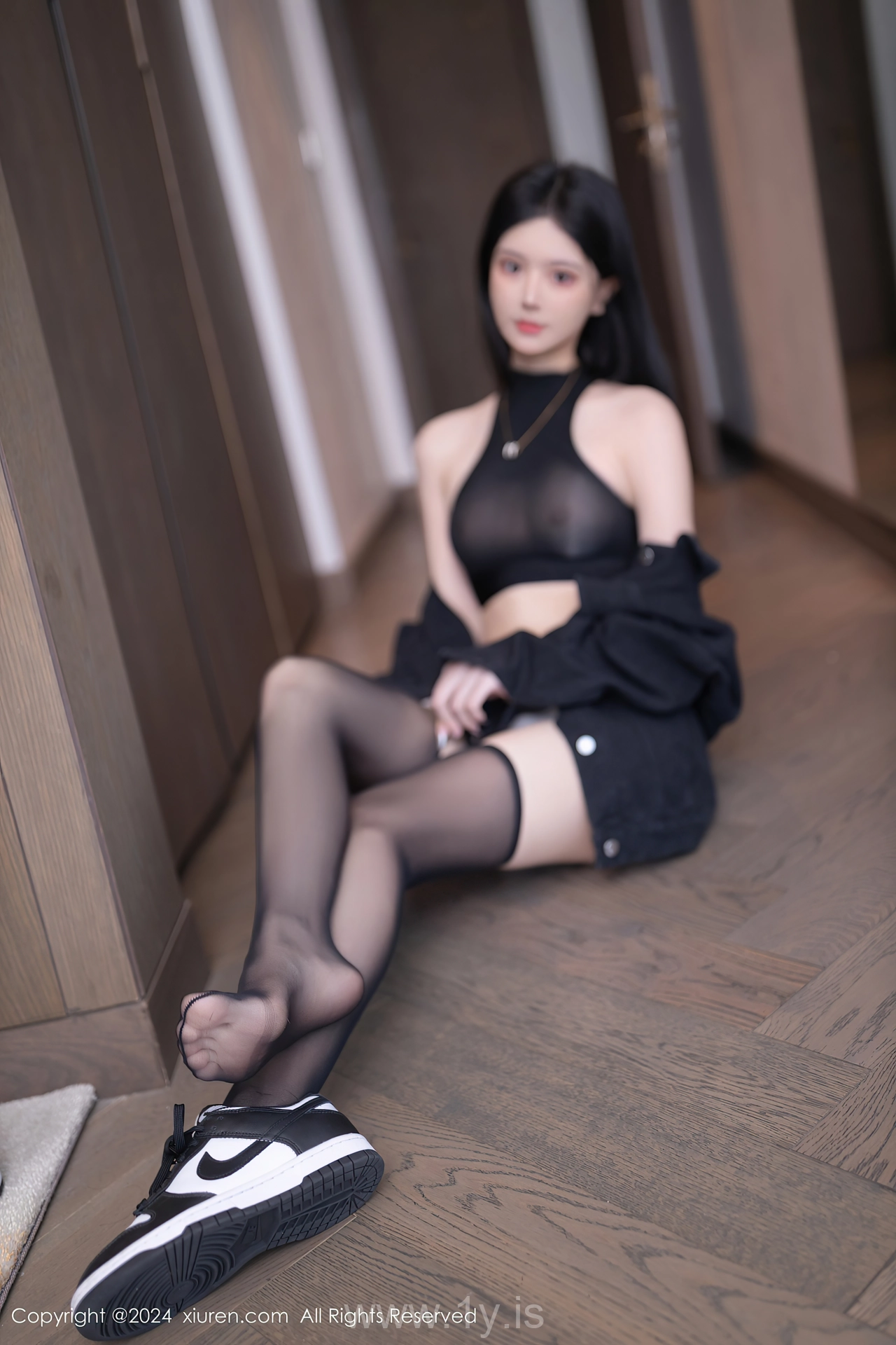 XIUREN(秀人网) No.8636 Captivating & Adorable Chinese Model 幼幼