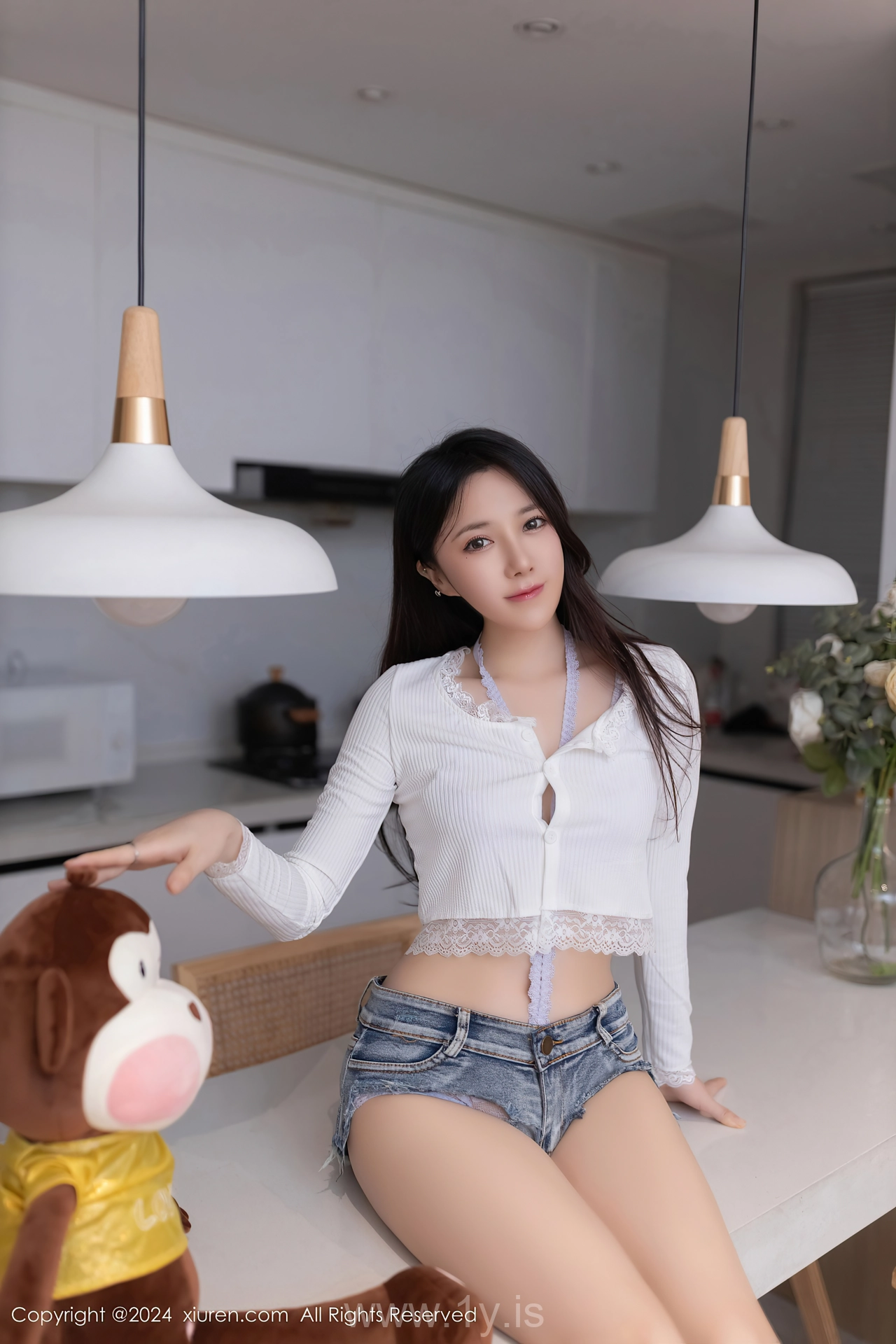 XIUREN(秀人网) No.8639 Delicate & Classy Chinese Diva 鱼子酱Fish