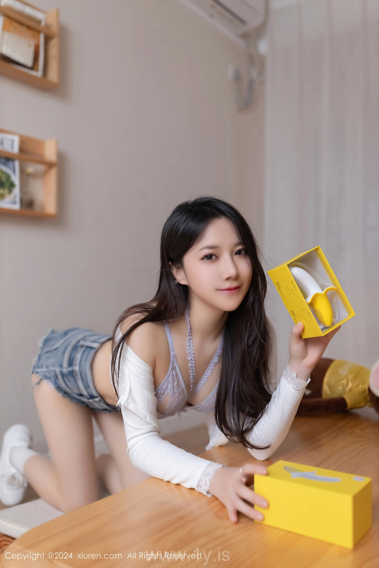 XIUREN(秀人网) No.8639 Delicate & Classy Chinese Diva 鱼子酱Fish