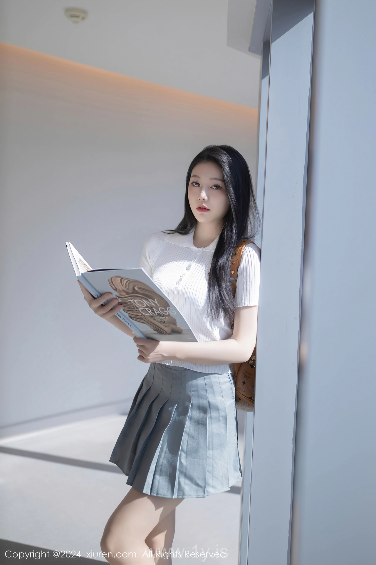 XIUREN(秀人网) No.8649 Exquisite Asian Girl 安然anran