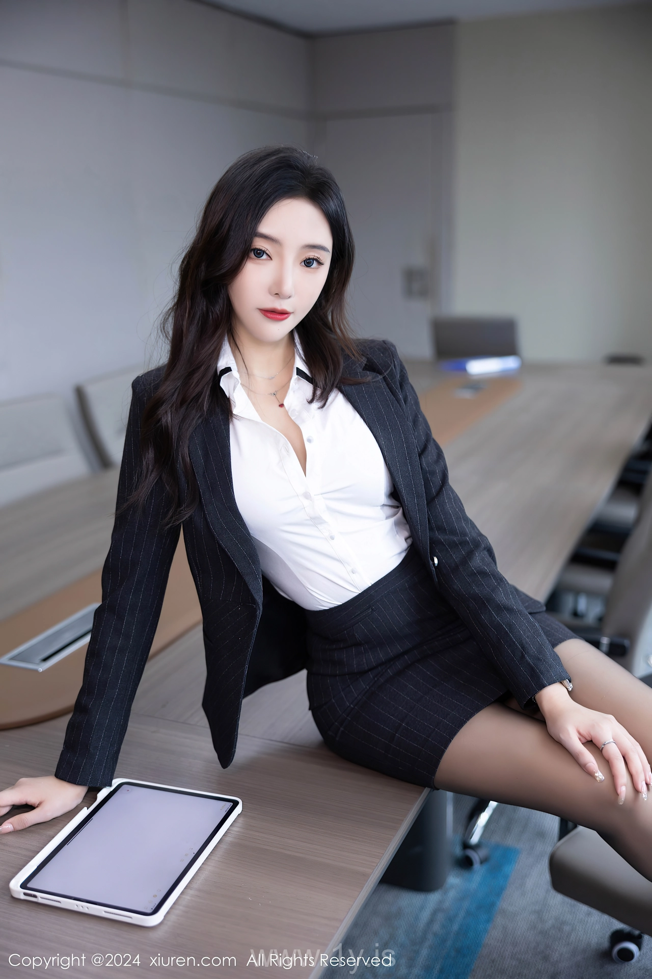 XIUREN(秀人网) No.8656 Pretty Asian Queen 王馨瑶yanni