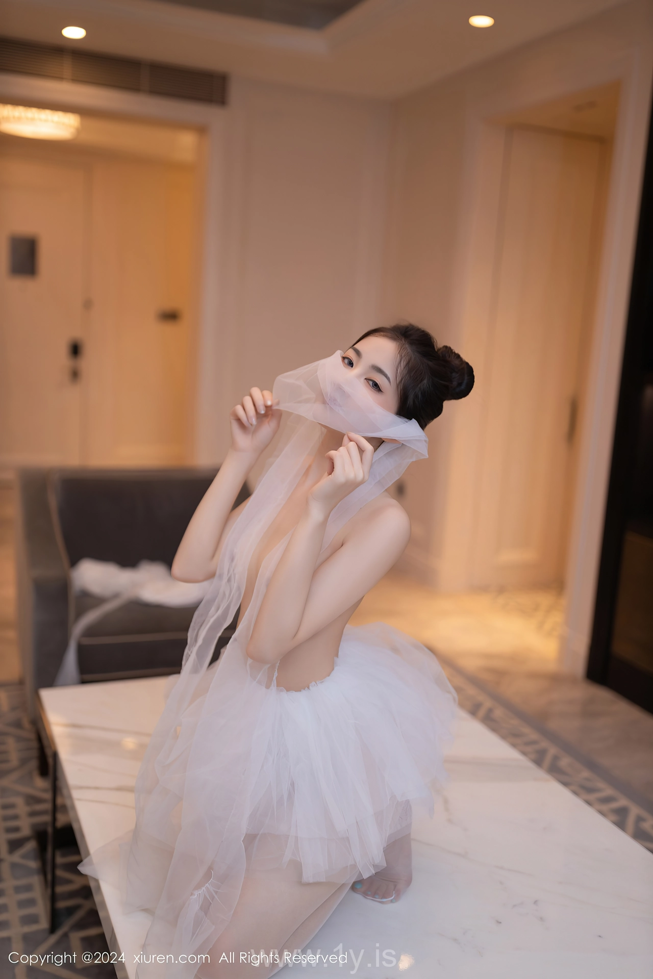 XIUREN(秀人网) No.8657 Sophisticated & Sensuous Asian Charmer 鱼尾fish