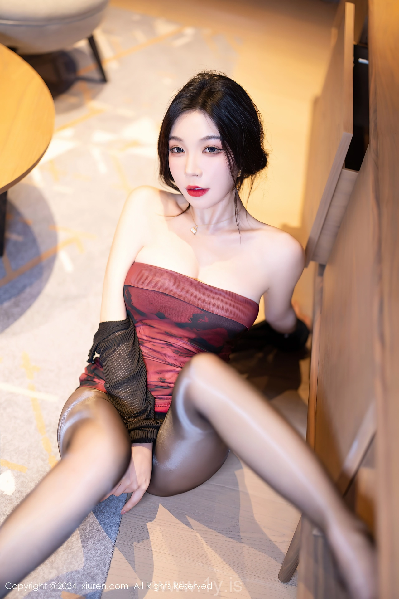 XIUREN(秀人网) No.8664 Good-looking & Intriguing Asian Goddess 徐莉芝Booty