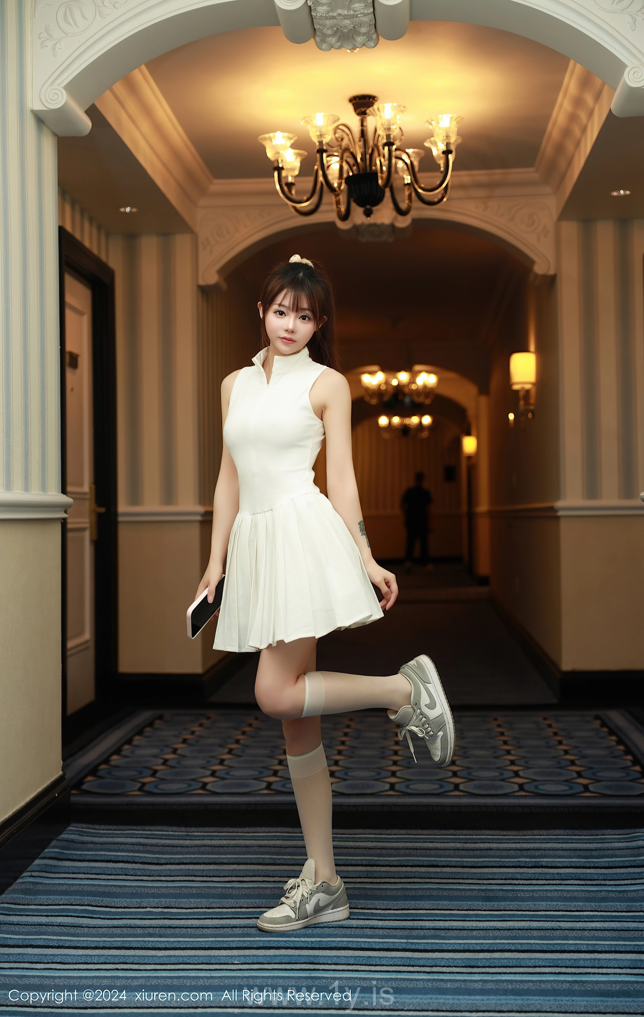 XIUREN(秀人网) No.8685 Hot & Nice-looking Chinese Jewel 佘贝拉Bella