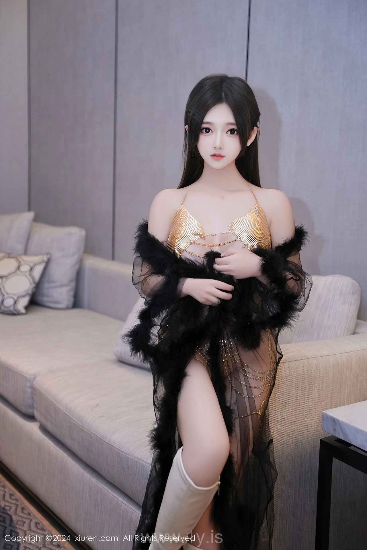 XIUREN(秀人网) No.8686 Fancy & Hot Asian Goddess 奶茶味的包子