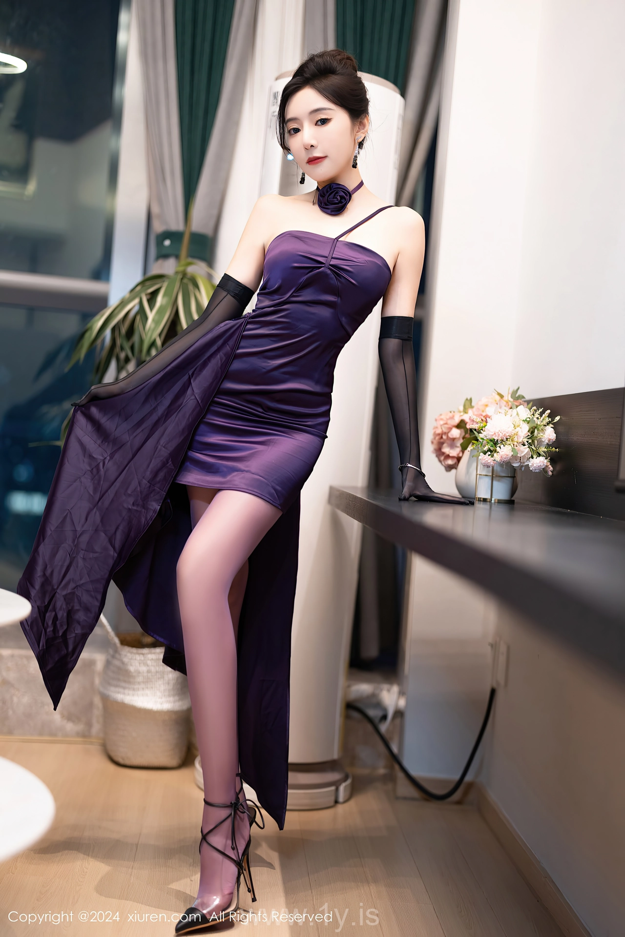 XIUREN(秀人网) No.8698 Lovely & Good-looking Asian Maiden 王馨瑶yanni