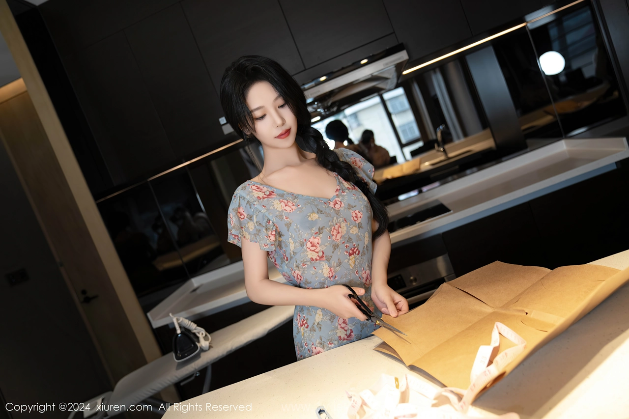 XIUREN(秀人网) No.8704 Lively Asian Enchantress 利世