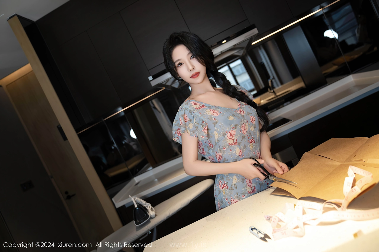 XIUREN(秀人网) No.8704 Lively Asian Enchantress 利世