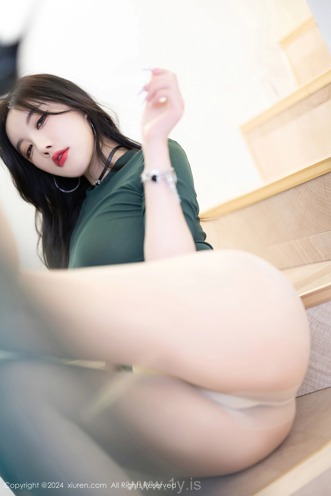 XIUREN(秀人网) No.8707 Alluring Chinese Sweetheart 杨晨晨Yome