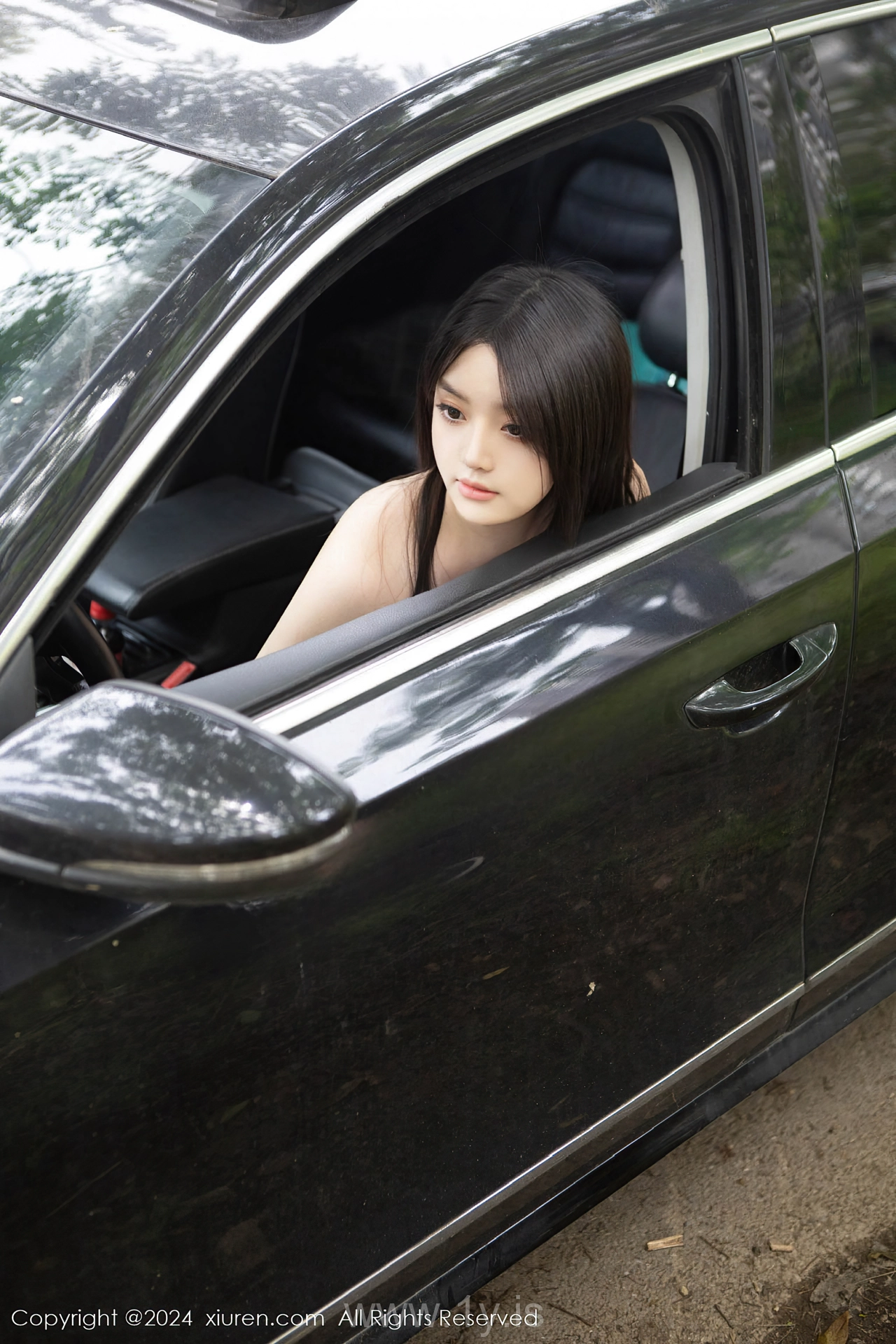 XIUREN(秀人网) No.8708 Appealing & Flawless Asian Teen 豆瓣酱