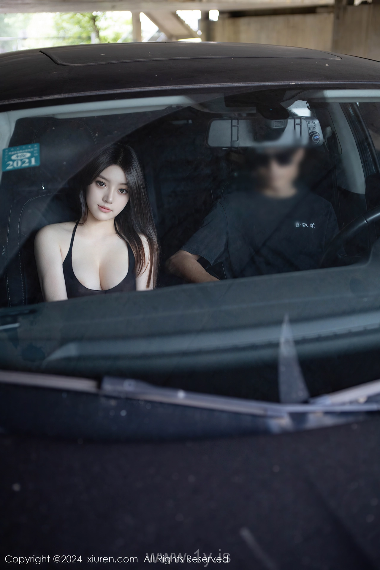 XIUREN(秀人网) No.8708 Appealing & Flawless Asian Teen 豆瓣酱