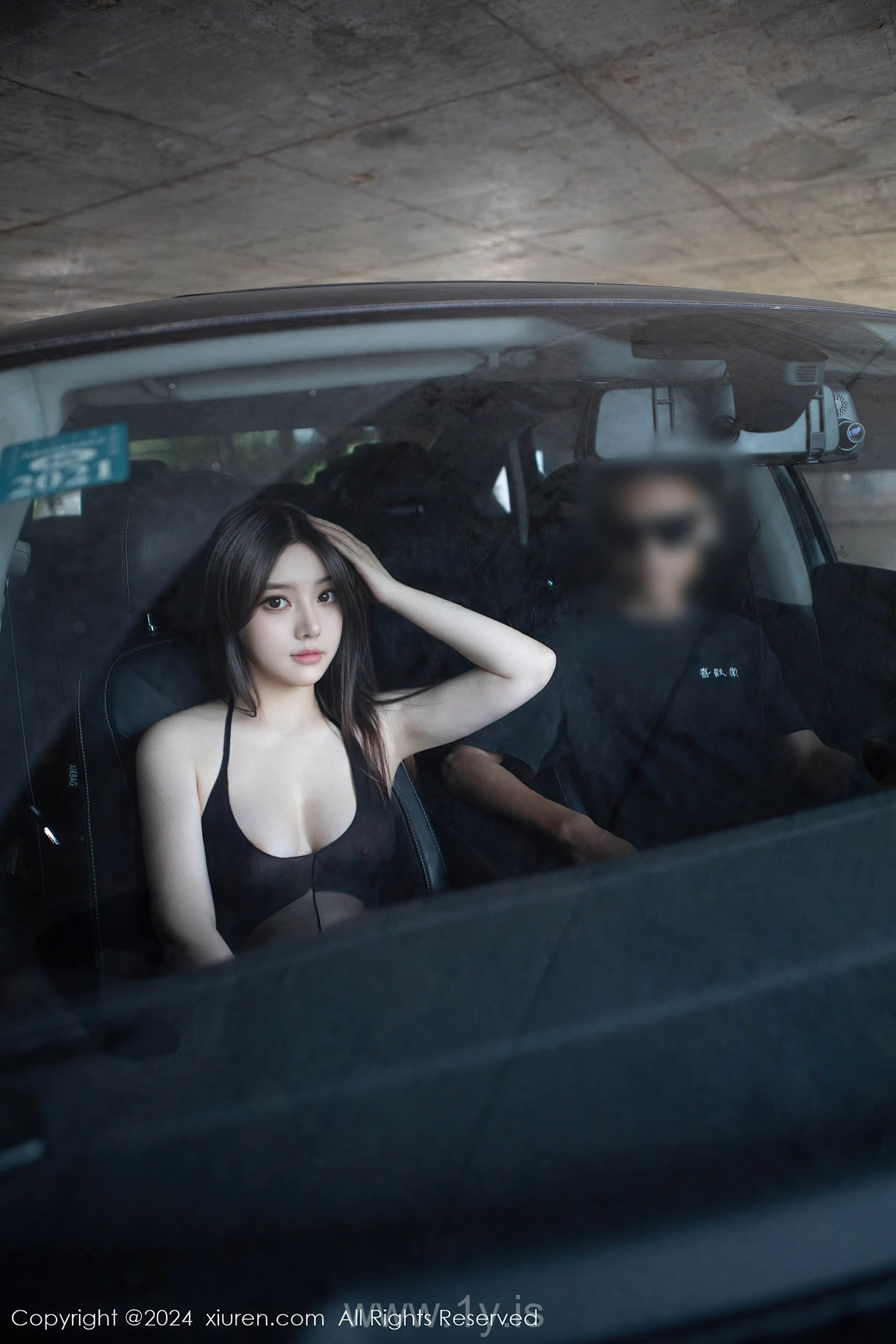 XIUREN(秀人网) No.8708 Appealing & Flawless Asian Teen 豆瓣酱